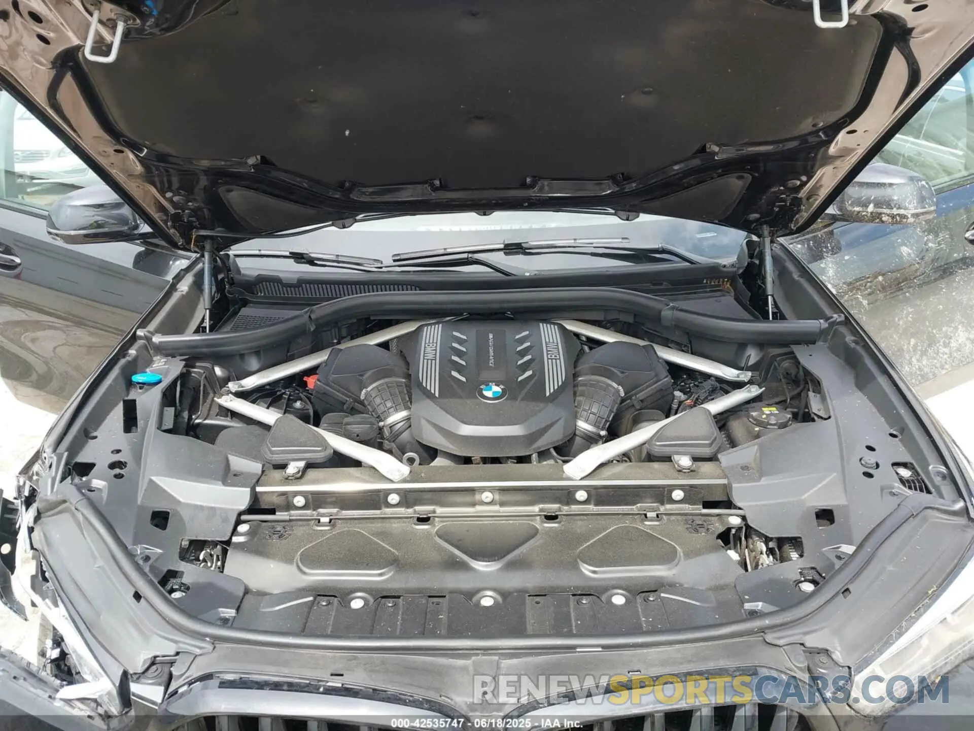 10 fotografías del automóvil dañado 5UXCY8C02N9K87407 BMW X6 2022