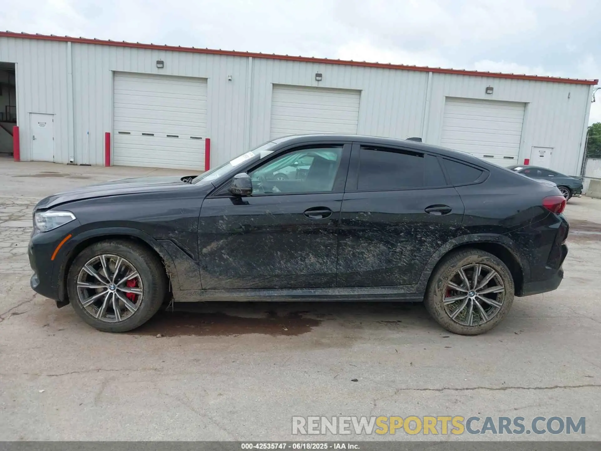 14 fotografías del automóvil dañado 5UXCY8C02N9K87407 BMW X6 2022