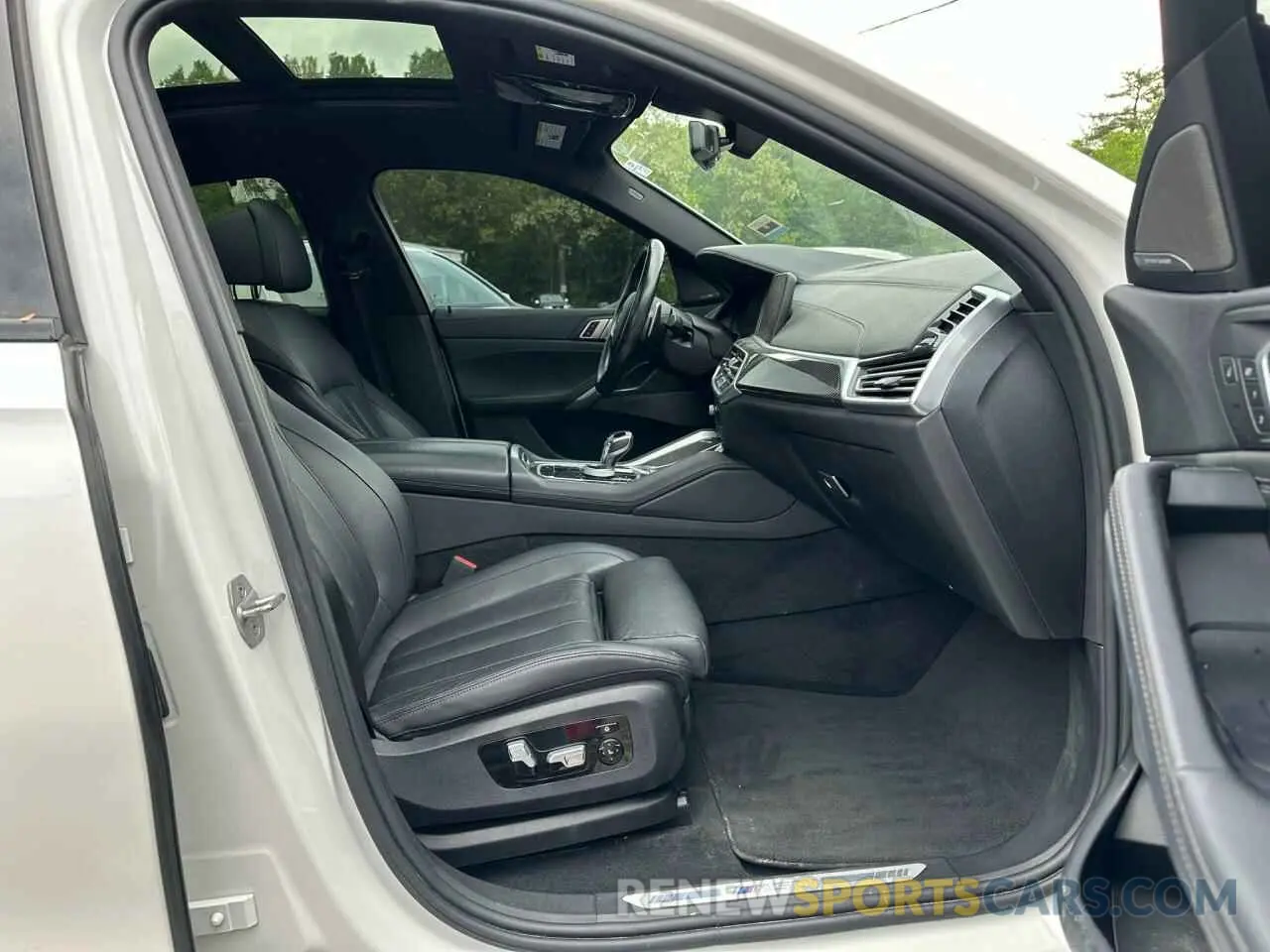 6 fotografías del automóvil dañado 5UXCY8C07N9J38801 BMW X6 2022