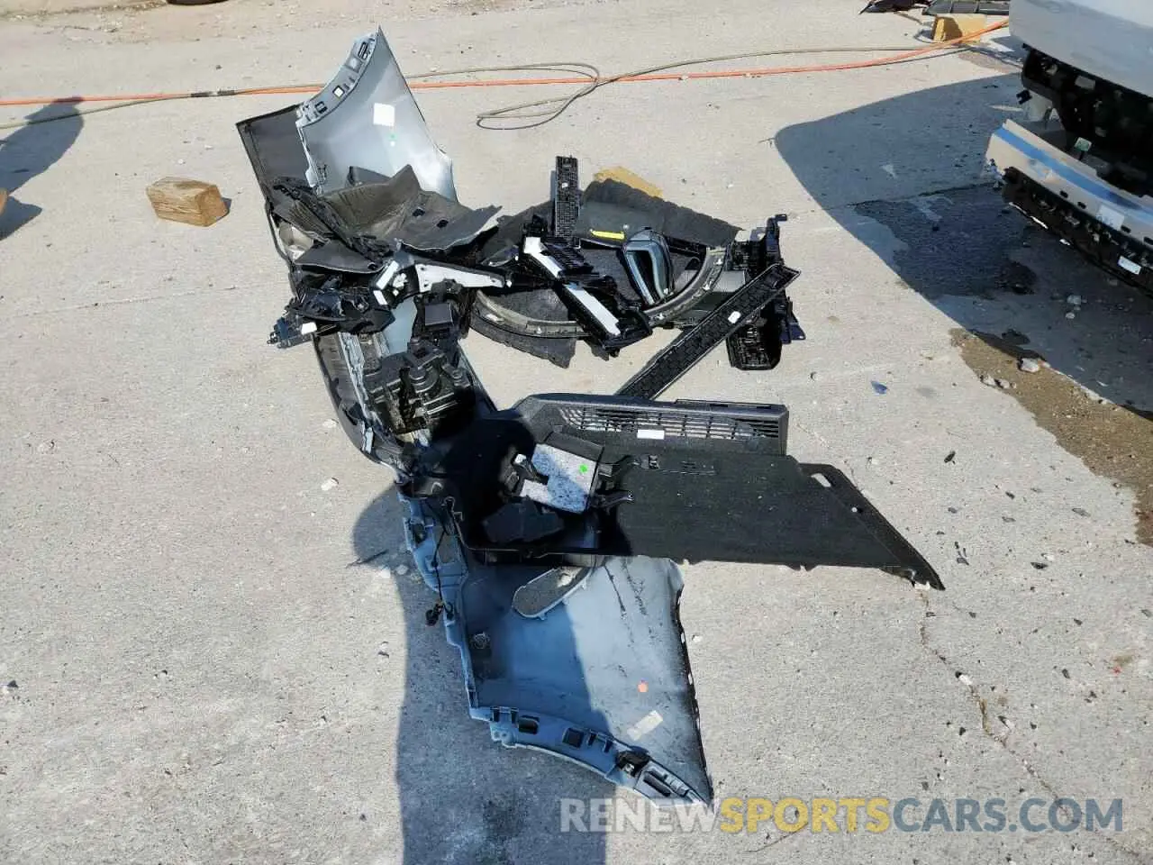 13 fotografías del automóvil dañado 5UXCY6C00P9N44197 BMW X6 2023