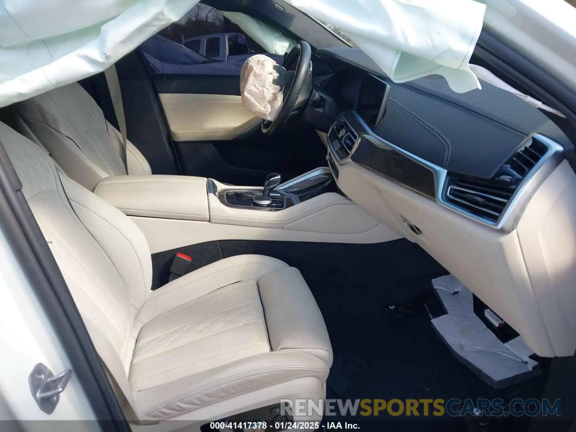 5 fotografías del automóvil dañado 5UXCY6C00P9N46581 BMW X6 2023