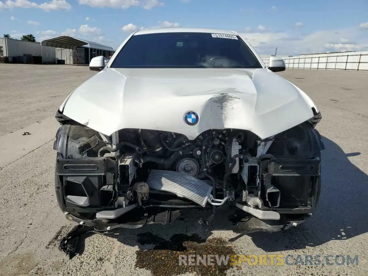 5 fotografías del automóvil dañado 5UXCY6C04P9P49005 BMW X6 2023