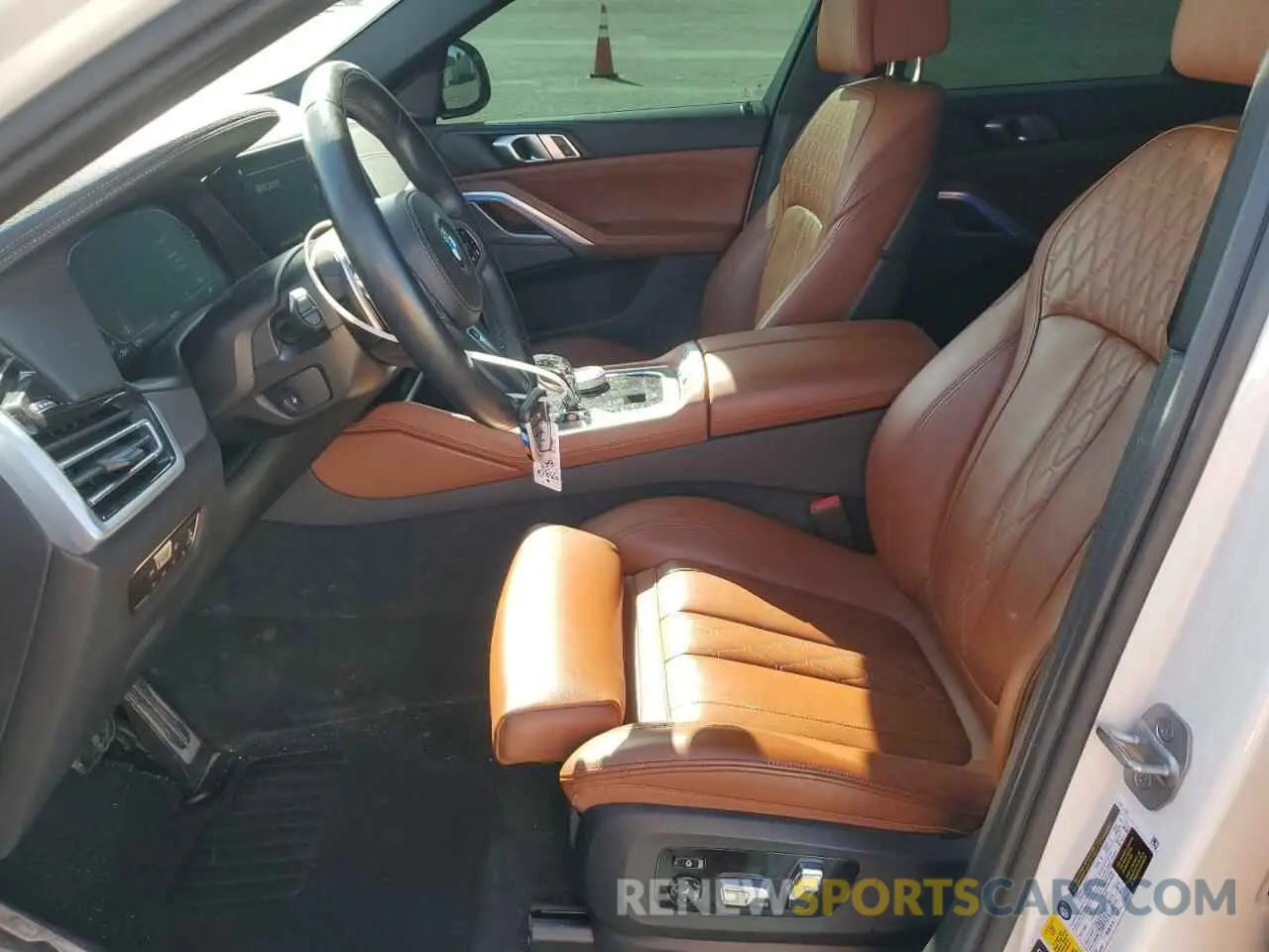 7 fotografías del automóvil dañado 5UXCY6C04P9P49005 BMW X6 2023