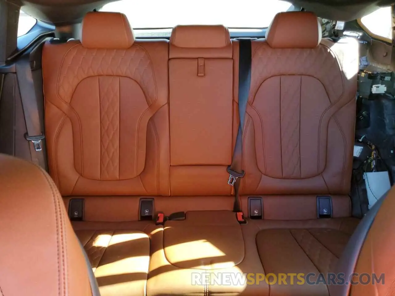 10 fotografías del automóvil dañado 5UXCY6C06P9N44544 BMW X6 2023