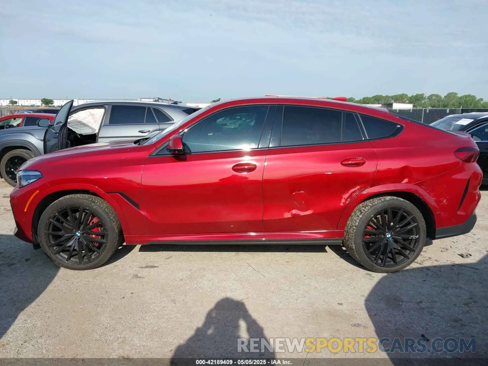 14 fotografías del automóvil dañado 5UXCY6C07P9N62566 BMW X6 2023