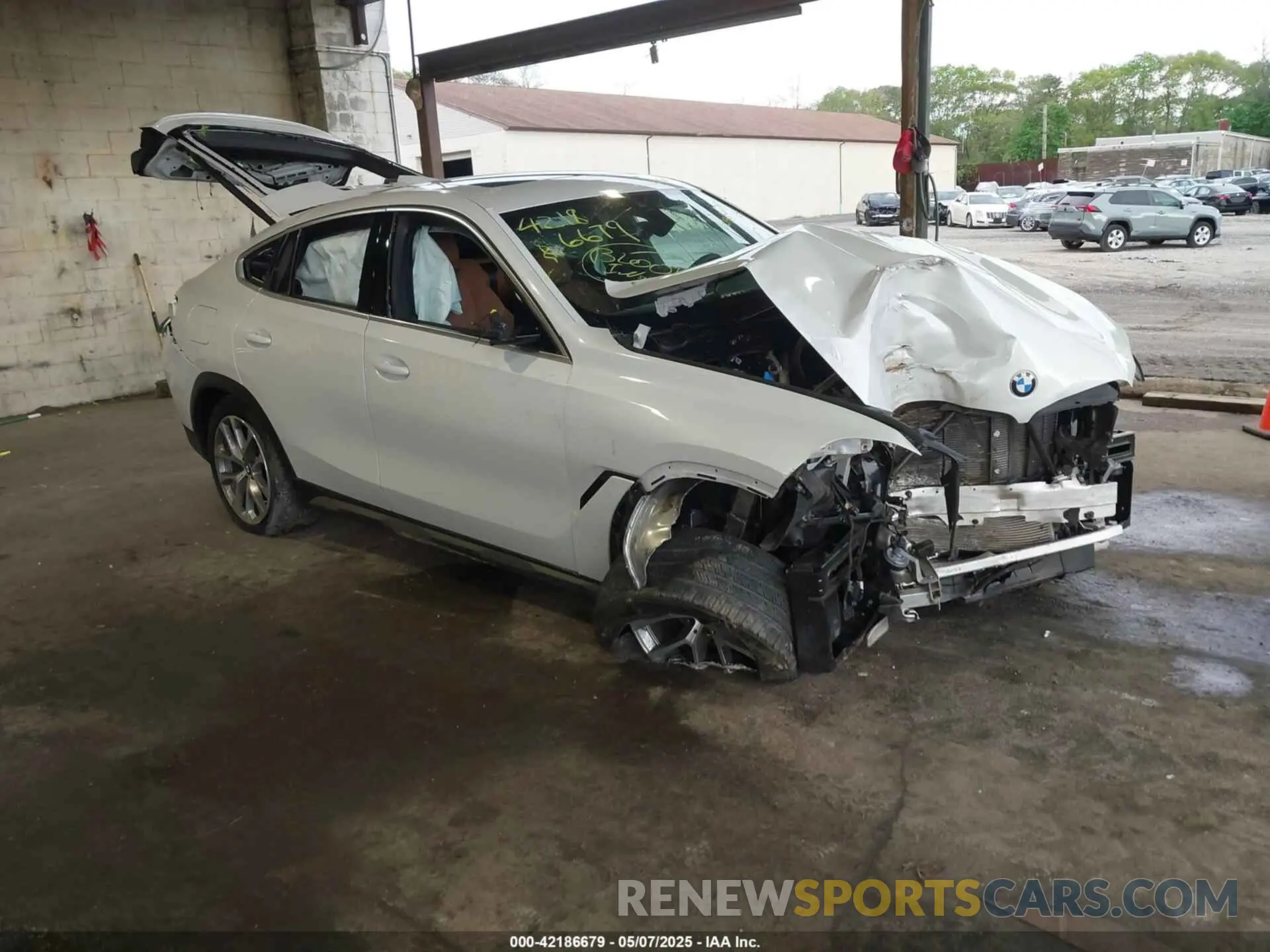 1 fotografías del automóvil dañado 5UXCY6C09P9N62584 BMW X6 2023