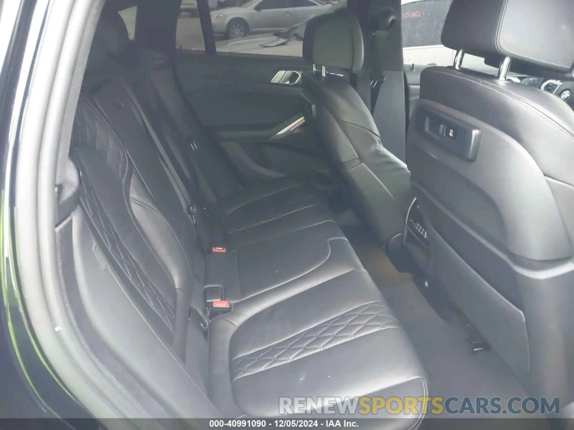 8 fotografías del automóvil dañado 5UXCY6C0XP9P66777 BMW X6 2023