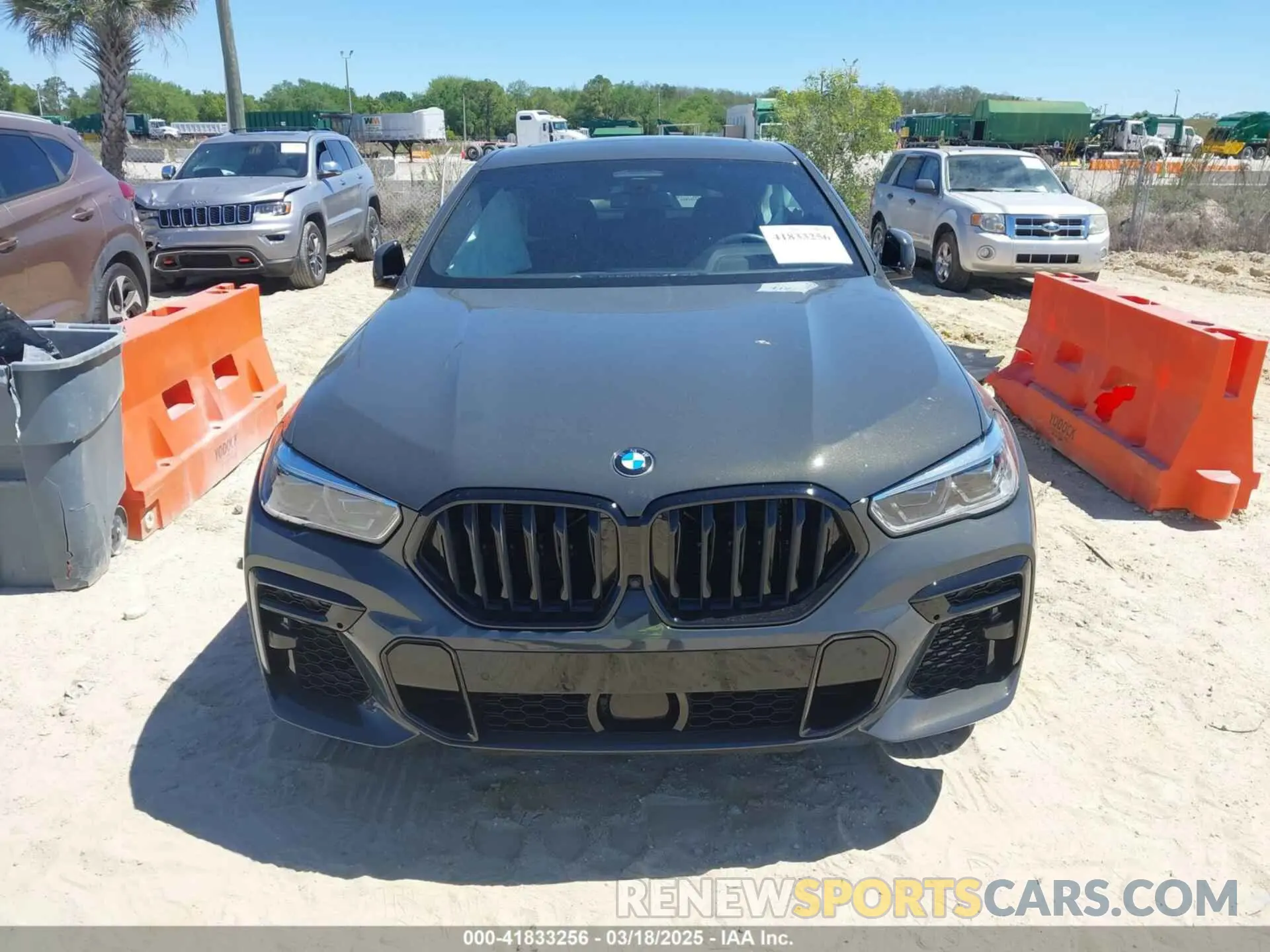 12 fotografías del automóvil dañado 5UXCY8C00P9P74785 BMW X6 2023