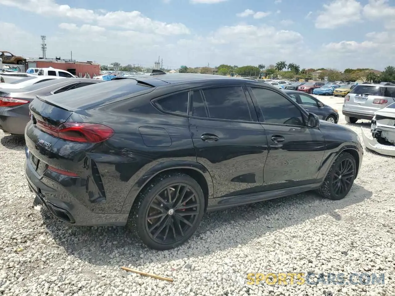 3 fotografías del automóvil dañado 5UXCY8C02P9P48141 BMW X6 2023