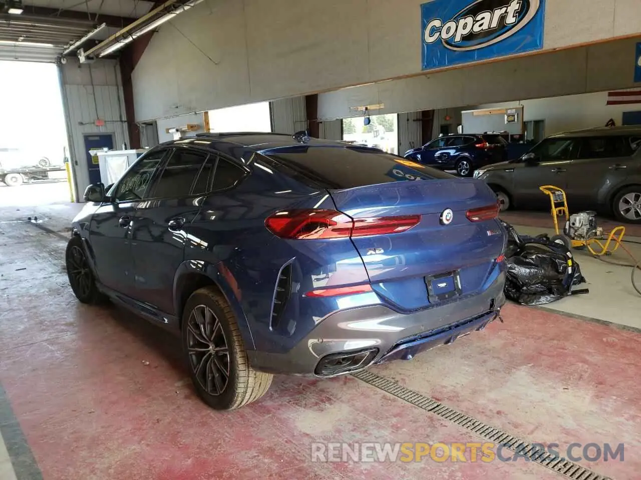 3 fotografías del automóvil dañado 5UXCY8C03P9N56839 BMW X6 2023
