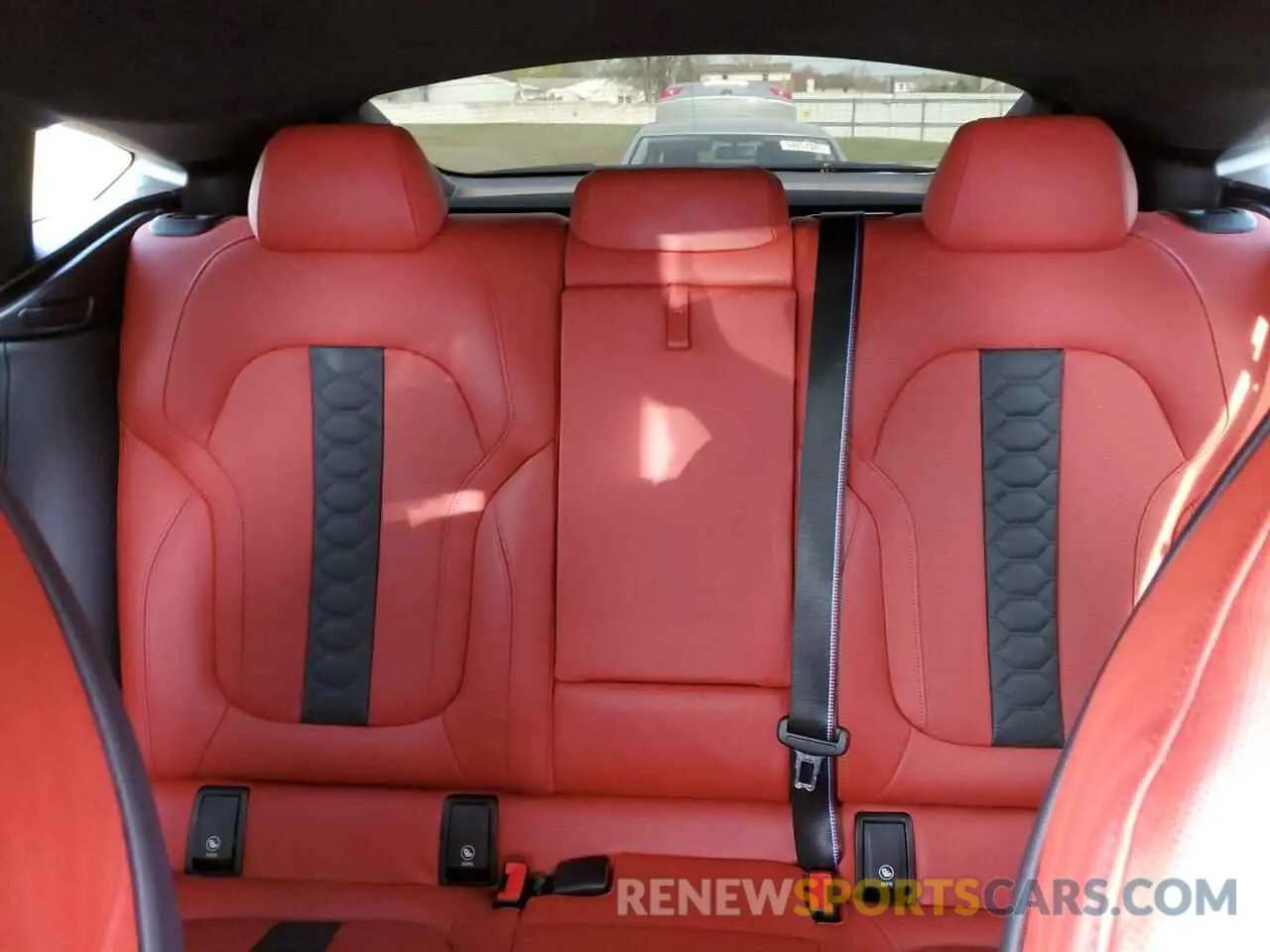 10 fotografías del automóvil dañado 5YMCY0C00P9P99650 BMW X6 2023