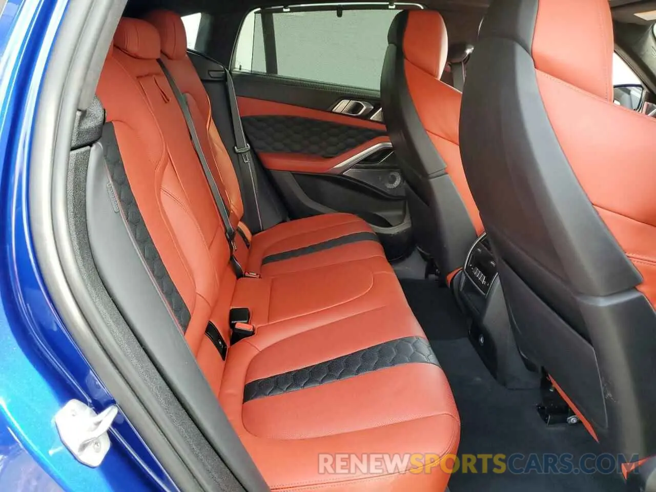 11 fotografías del automóvil dañado 5YMCY0C00P9P99650 BMW X6 2023