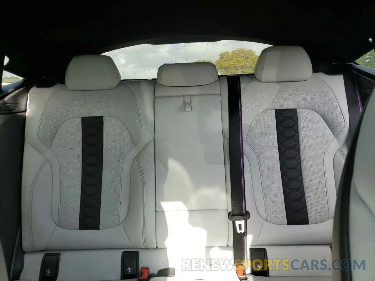 10 fotografías del automóvil dañado 5YMCY0C0XP9R94798 BMW X6 2023