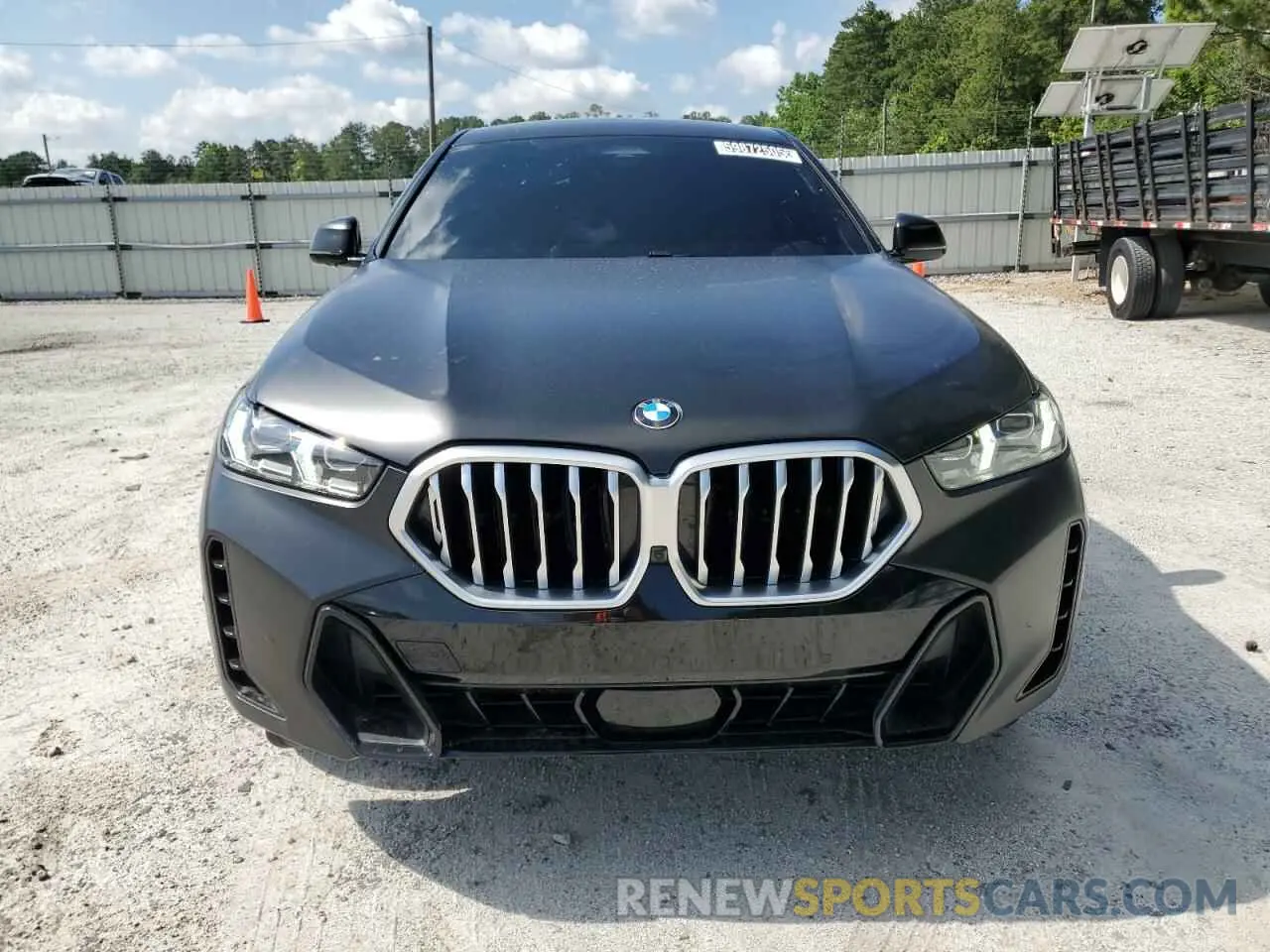 5 fotografías del automóvil dañado 5UX33EX00R9V74192 BMW X6 2024