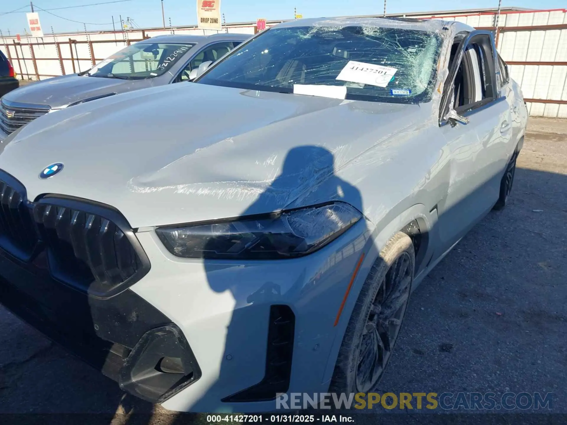 6 fotografías del automóvil dañado 5UX33EX02R9T41673 BMW X6 2024