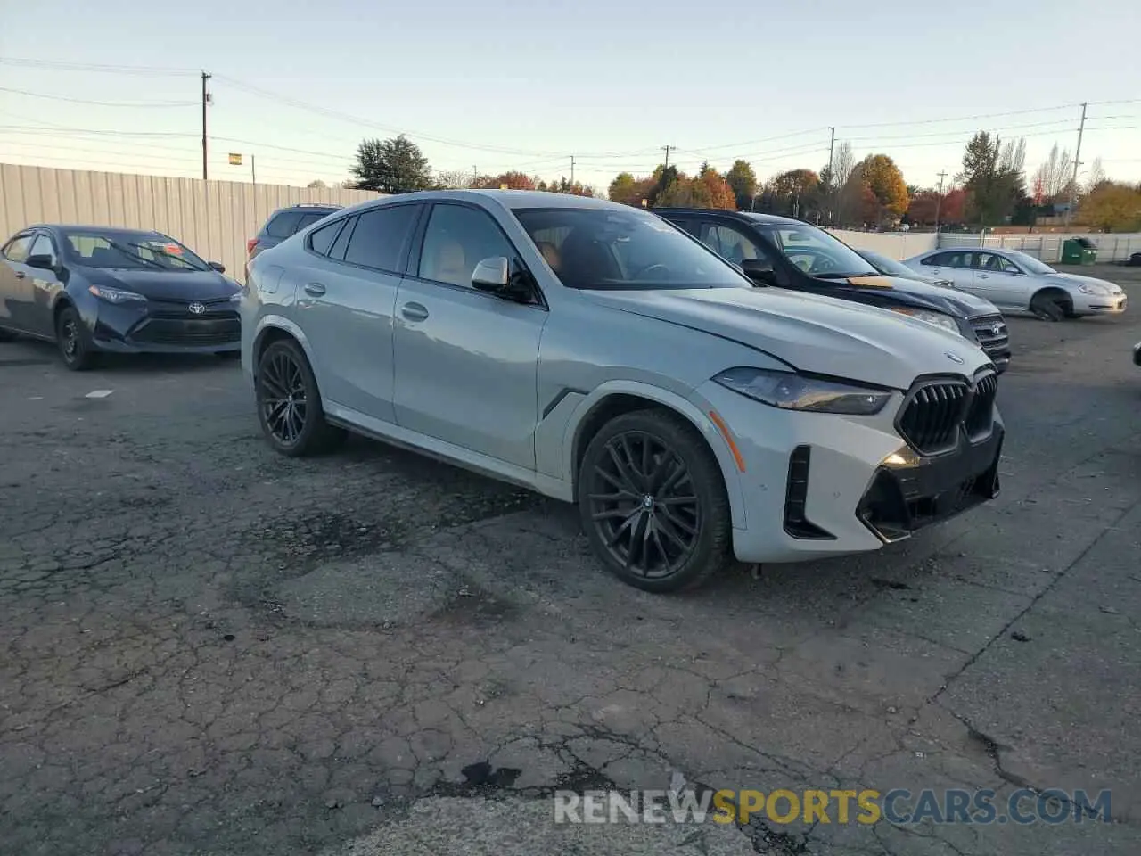 4 fotografías del automóvil dañado 5UX33EX02R9U54152 BMW X6 2024