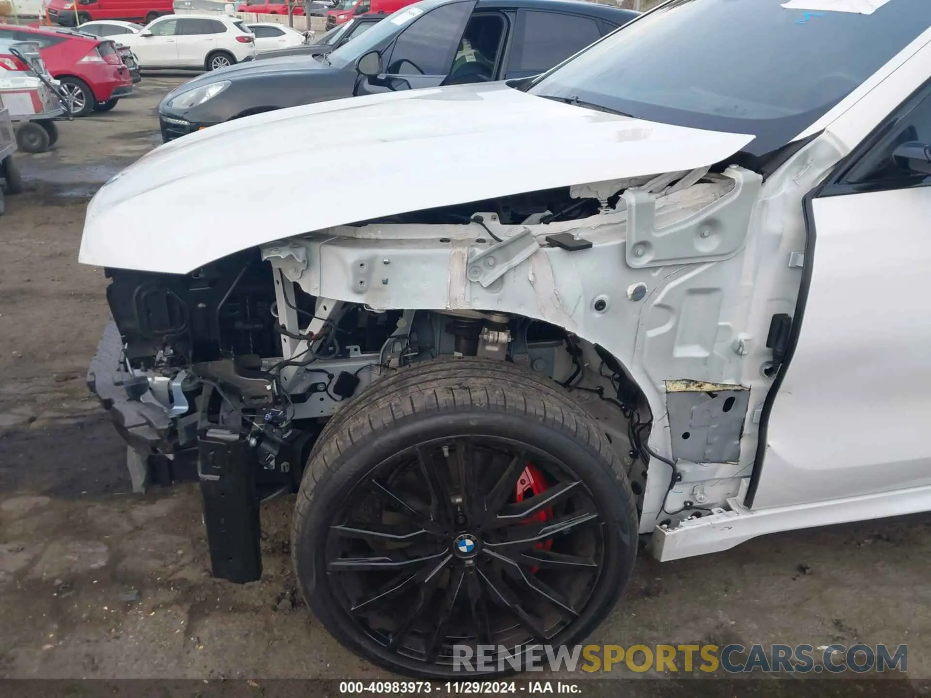 6 fotografías del automóvil dañado 5UX33EX03R9T76691 BMW X6 2024