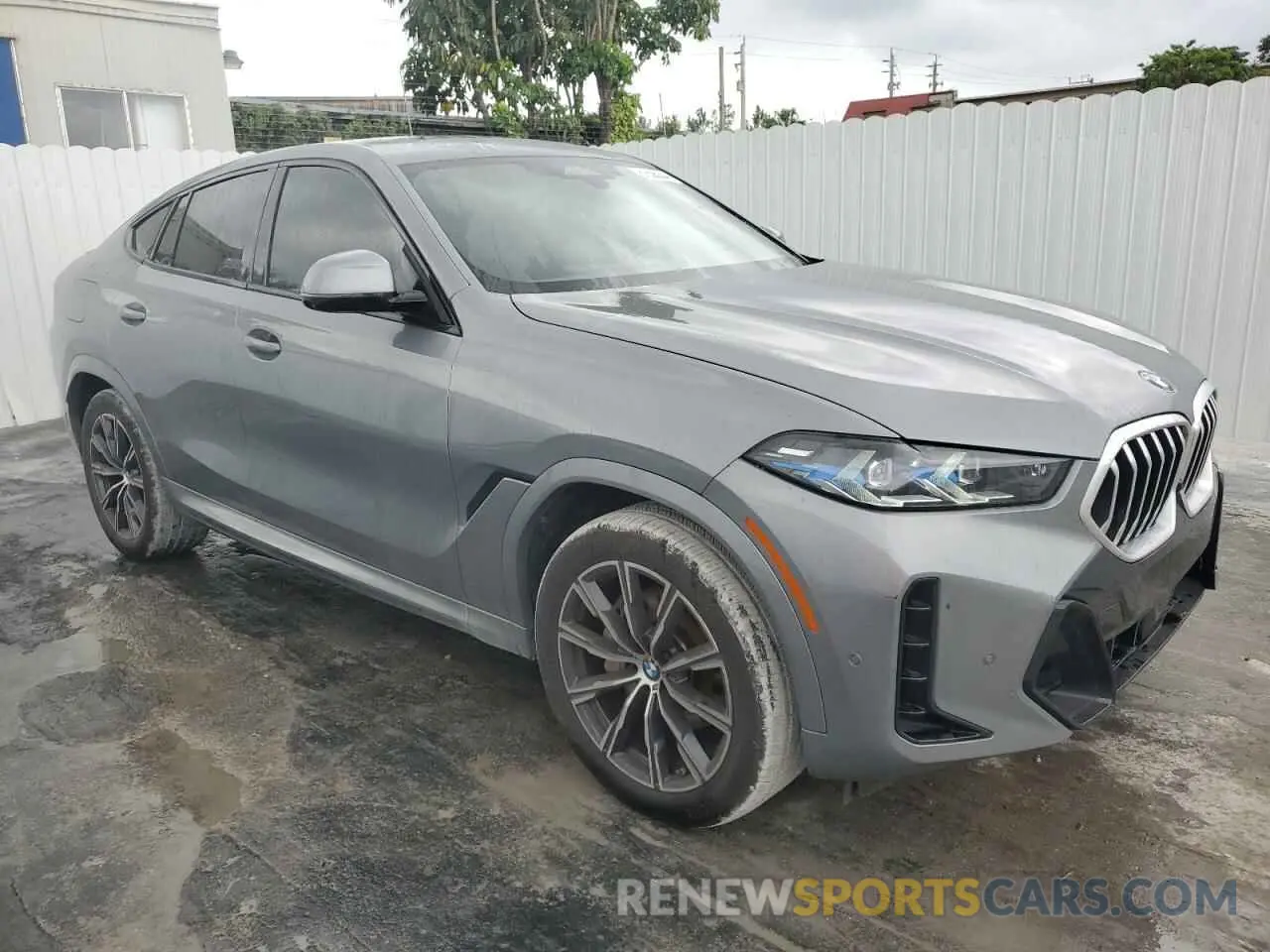 4 fotografías del automóvil dañado 5UX33EX06R9S35226 BMW X6 2024