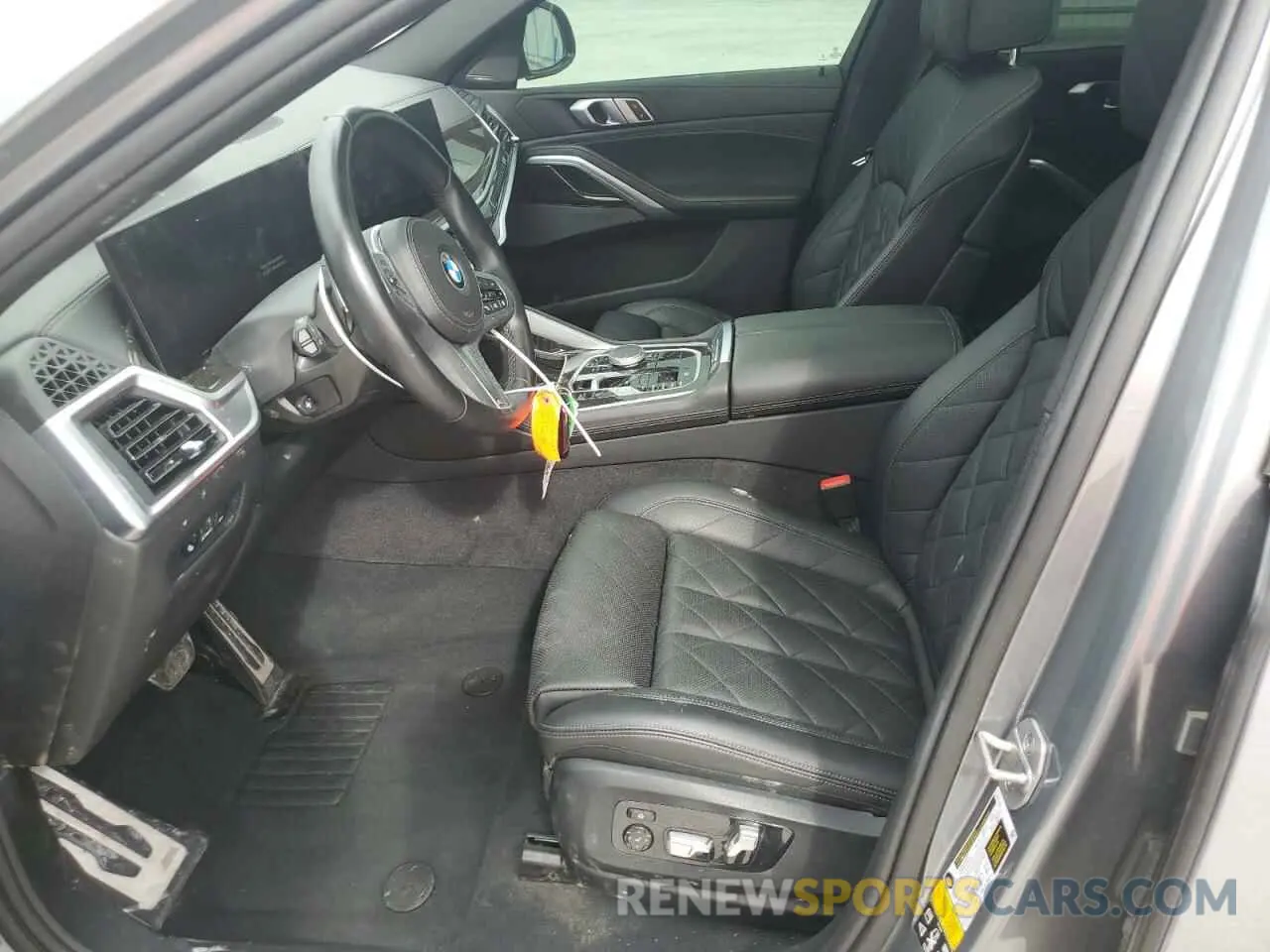 7 fotografías del automóvil dañado 5UX33EX06R9S35226 BMW X6 2024