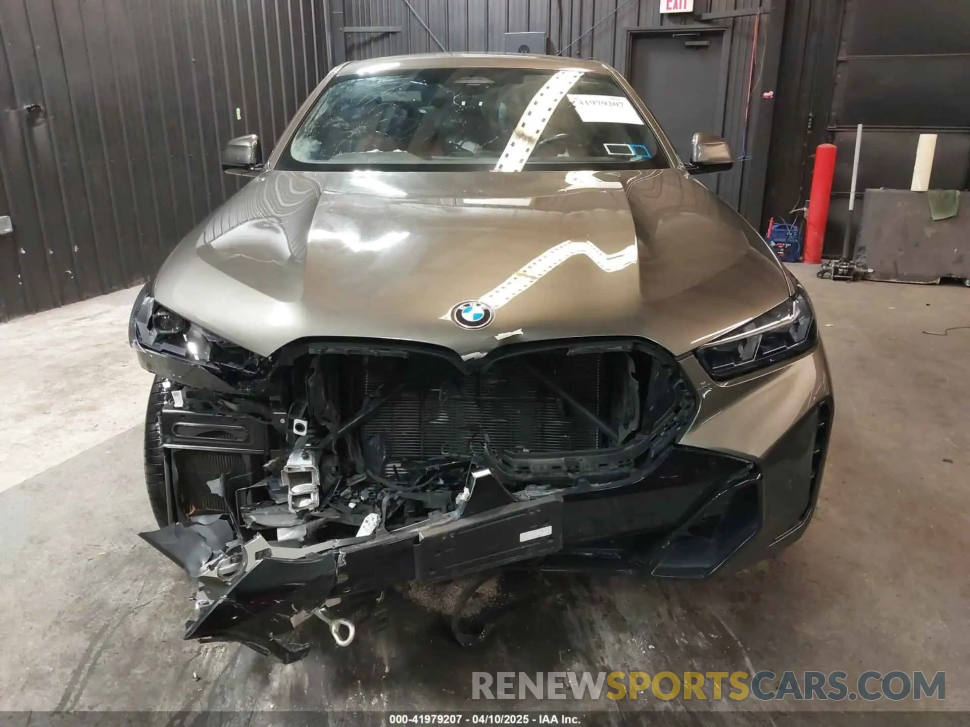 12 fotografías del automóvil dañado 5UX33EX07R9T11763 BMW X6 2024