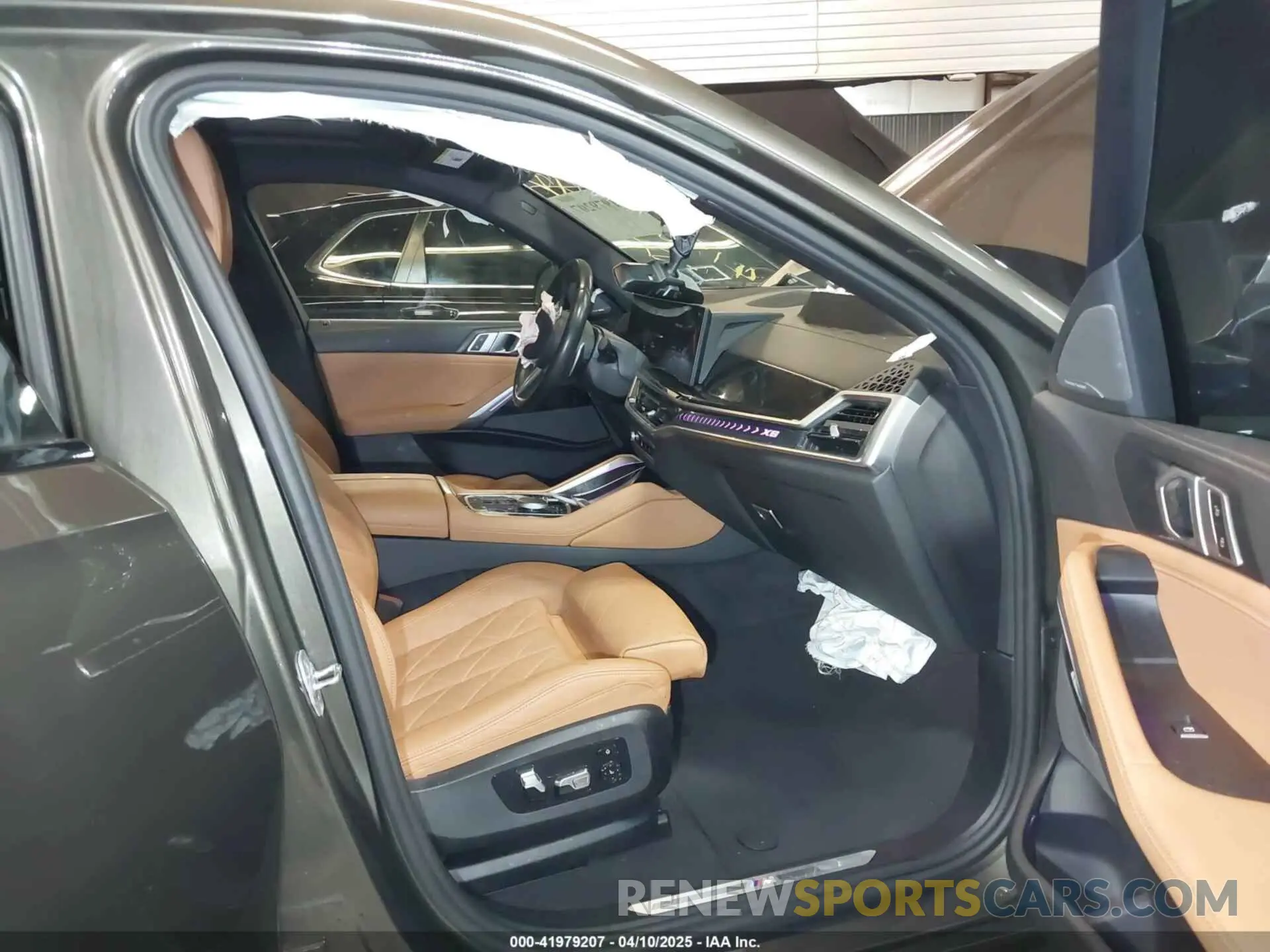 5 fotografías del automóvil dañado 5UX33EX07R9T11763 BMW X6 2024