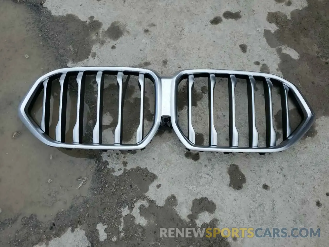 12 fotografías del automóvil dañado 5UX33EX09R9U40328 BMW X6 2024