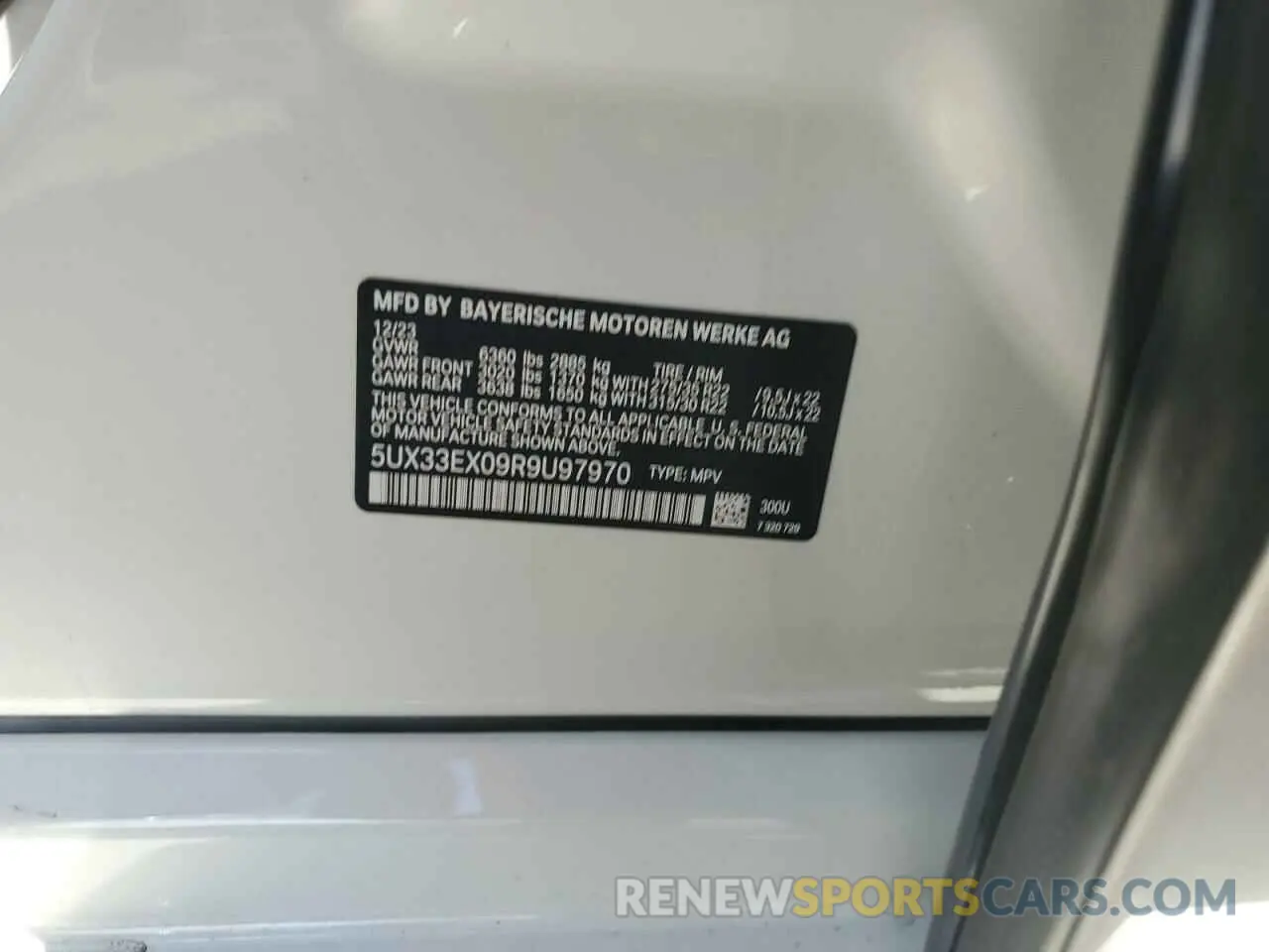 12 fotografías del automóvil dañado 5UX33EX09R9U97970 BMW X6 2024