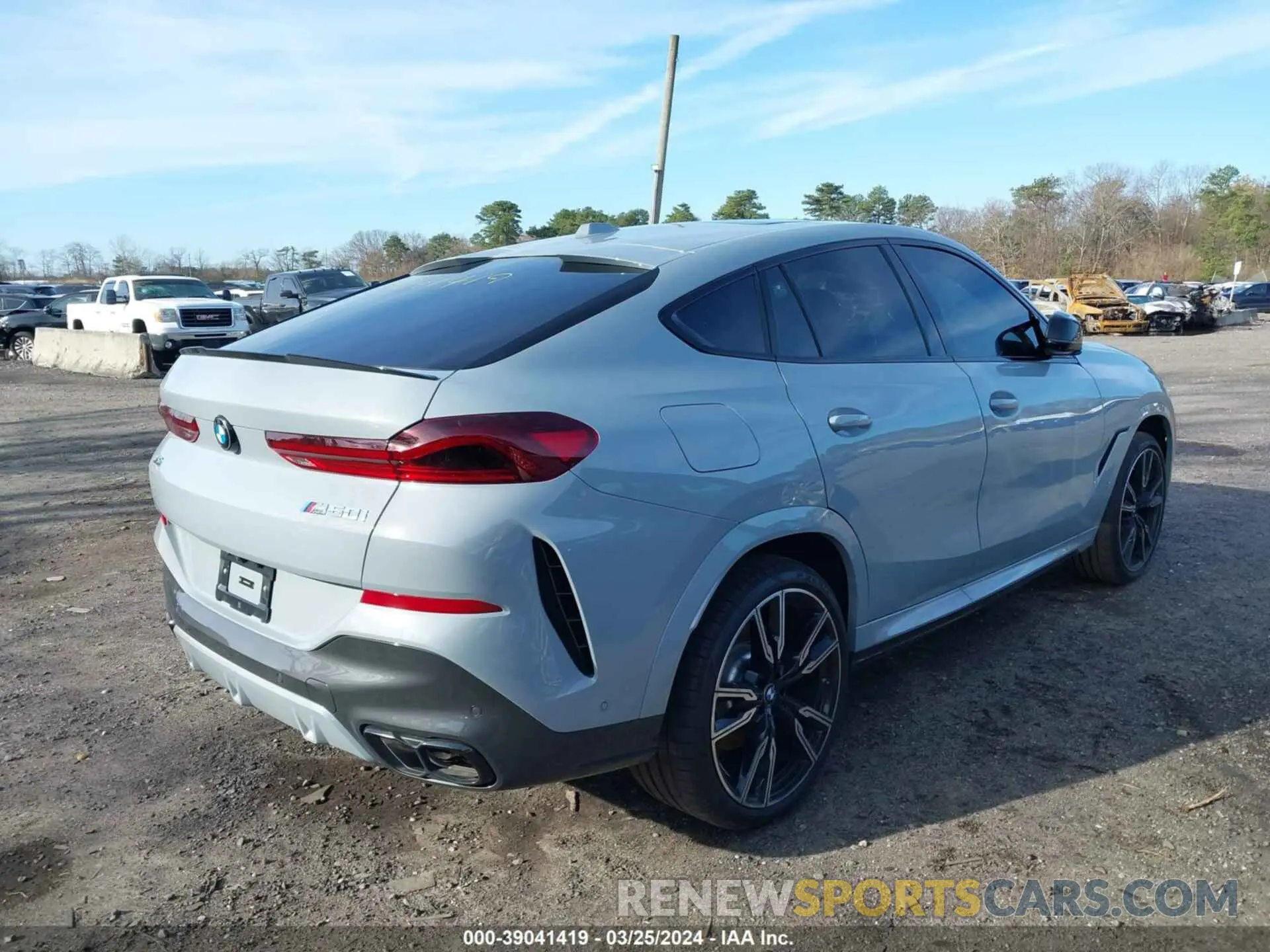 4 fotografías del automóvil dañado 5UX43EX08R9V00622 BMW X6 2024