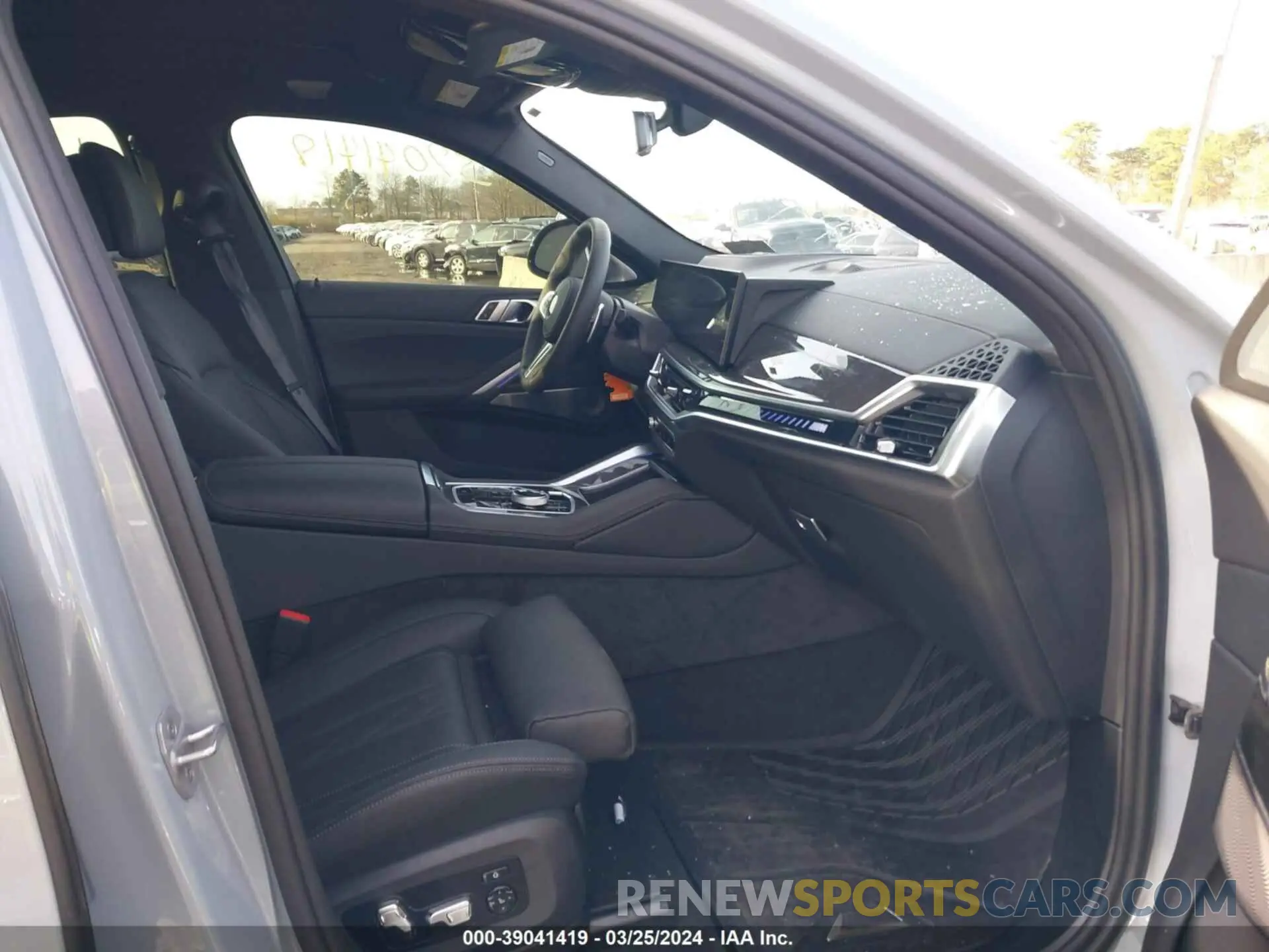 5 fotografías del automóvil dañado 5UX43EX08R9V00622 BMW X6 2024