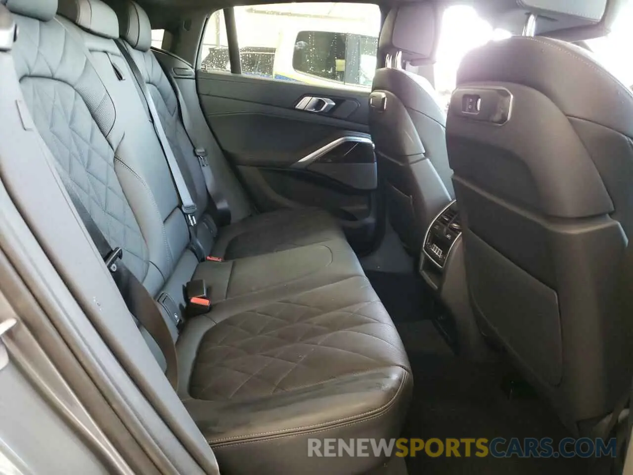 11 fotografías del automóvil dañado 5UX33EX04S9W89514 BMW X6 2025
