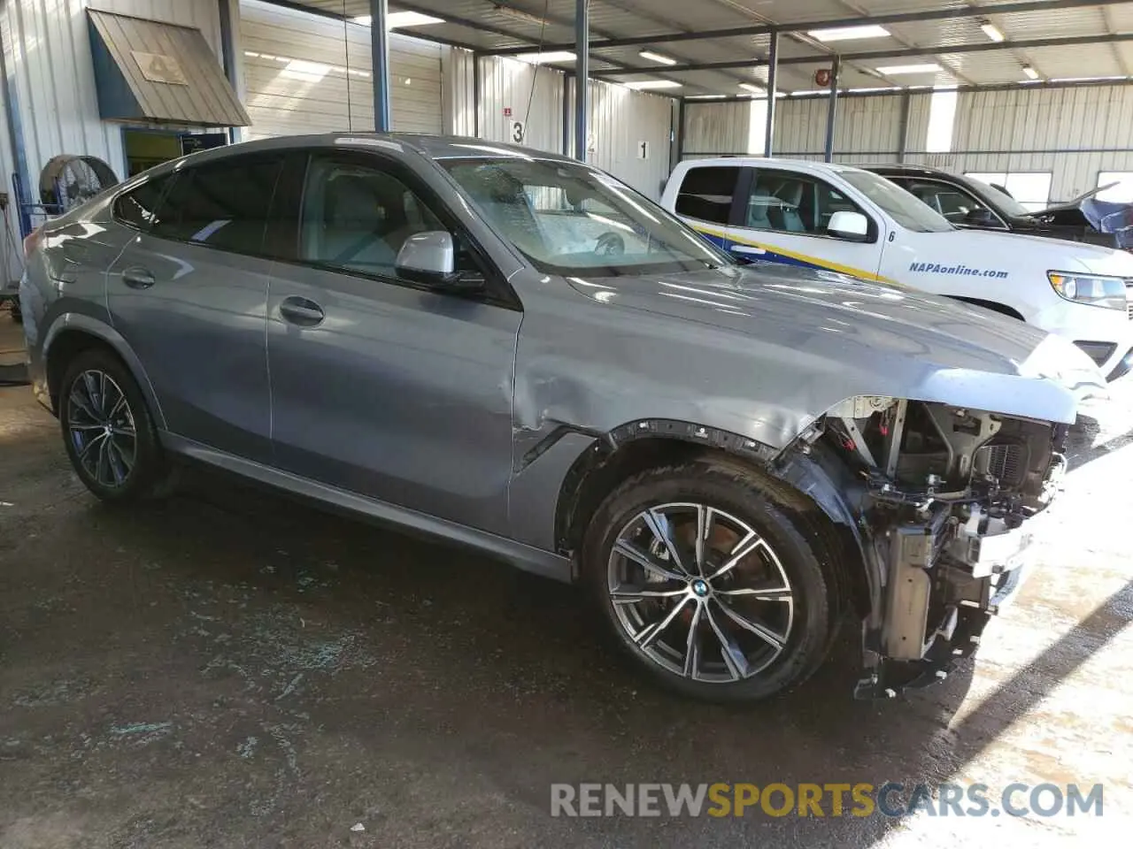 4 fotografías del automóvil dañado 5UX33EX04S9W89514 BMW X6 2025
