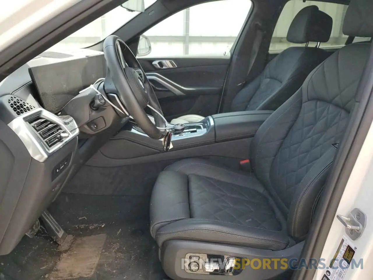 7 fotografías del automóvil dañado 5UX33EX05S9W42203 BMW X6 2025