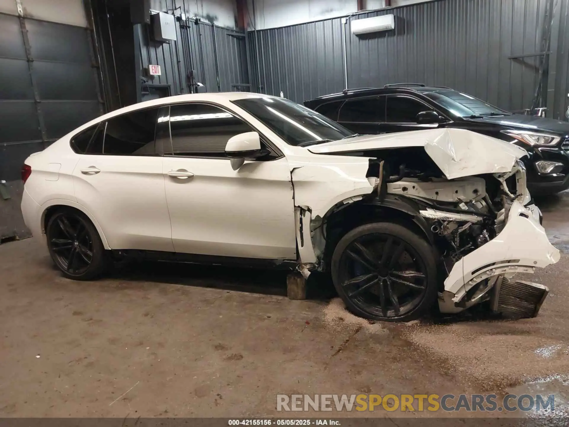 13 fotografías del automóvil dañado 5YMKW8C54K0Y75055 BMW X6 M 2019