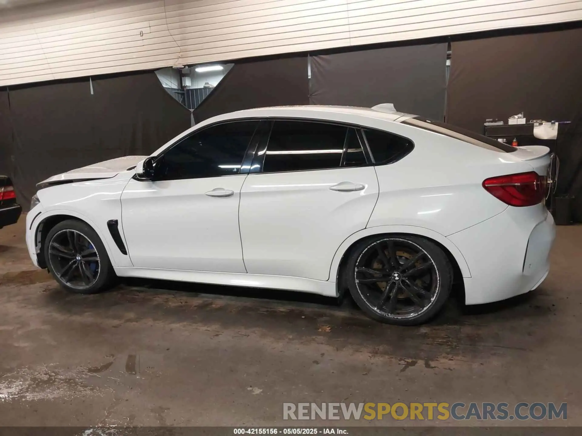 14 fotografías del automóvil dañado 5YMKW8C54K0Y75055 BMW X6 M 2019