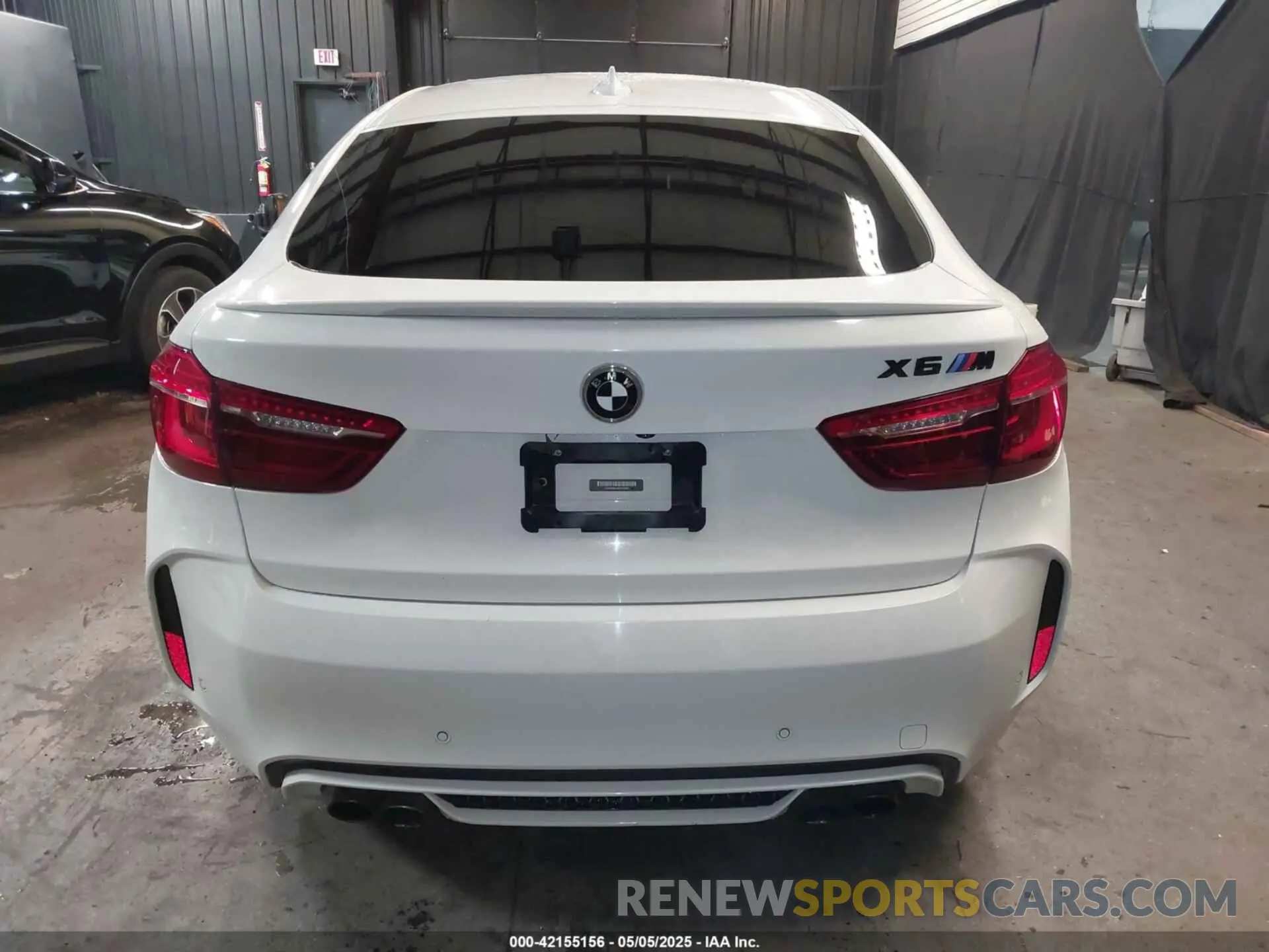 16 fotografías del automóvil dañado 5YMKW8C54K0Y75055 BMW X6 M 2019