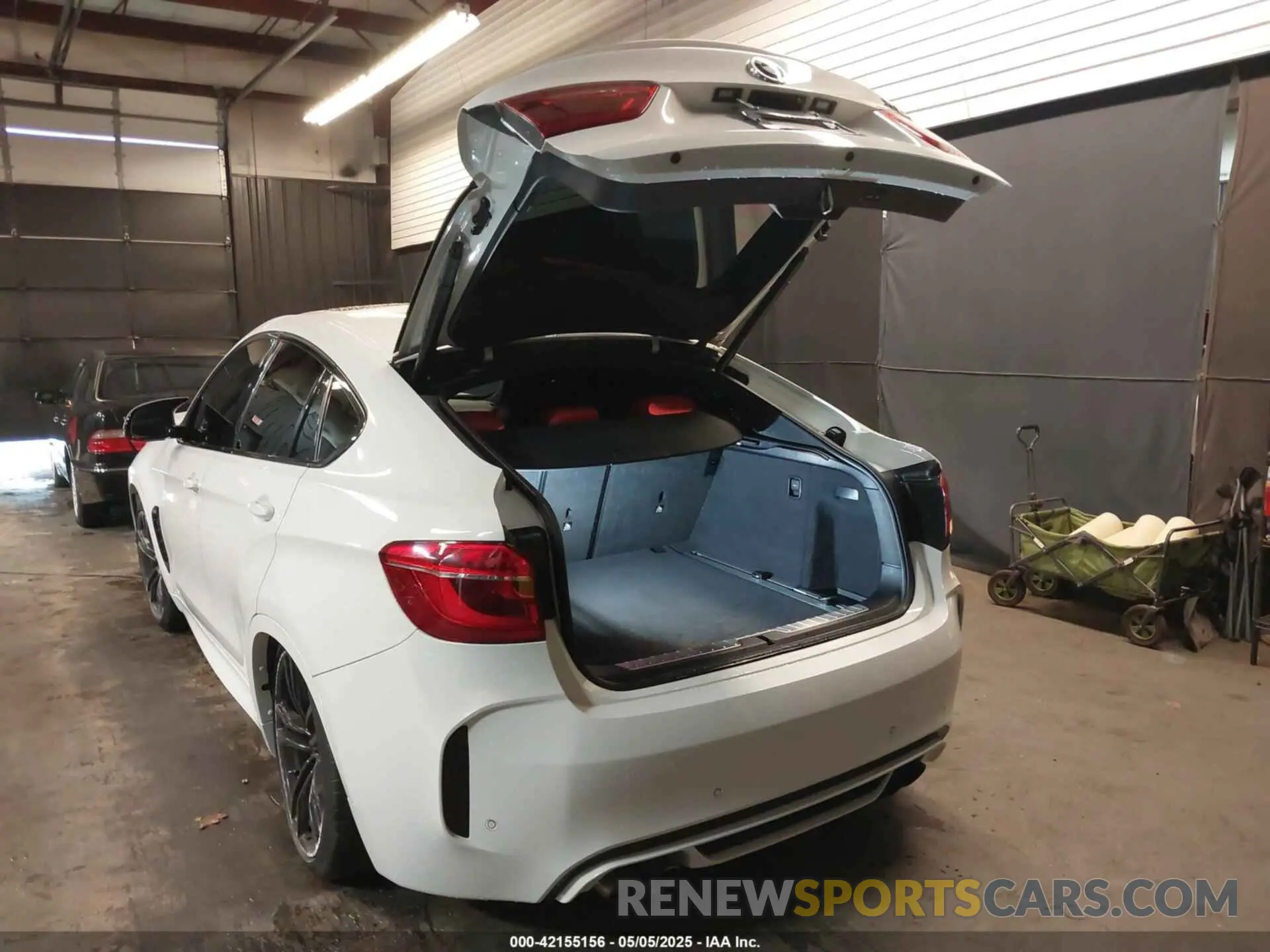 3 fotografías del automóvil dañado 5YMKW8C54K0Y75055 BMW X6 M 2019