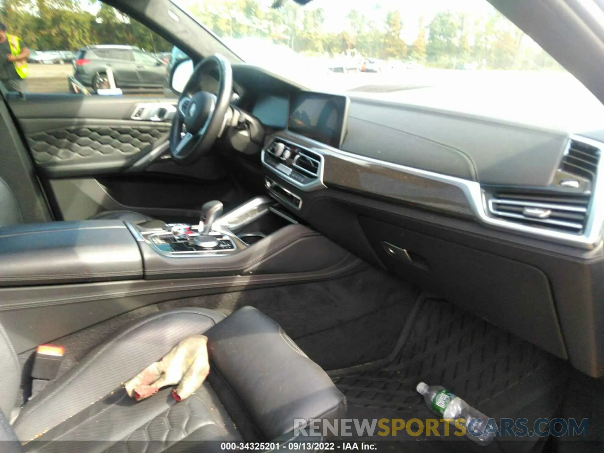5 fotografías del automóvil dañado 5YMCY0C01M9G05657 BMW X6 M 2021