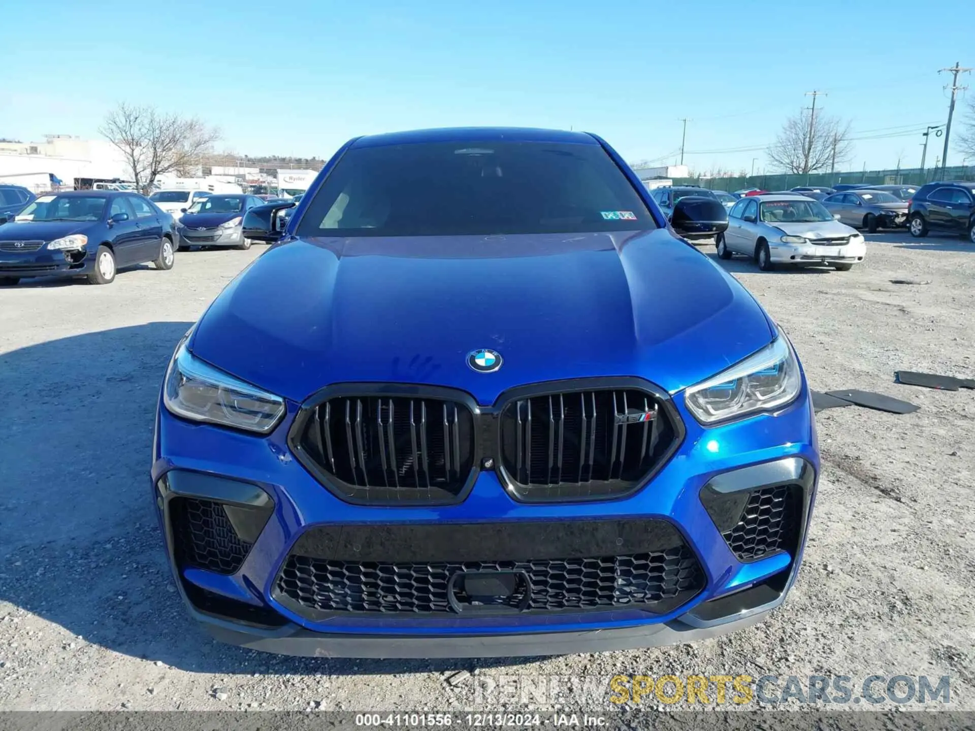 11 fotografías del automóvil dañado 5YMCY0C01N9M84627 BMW X6 M 2022