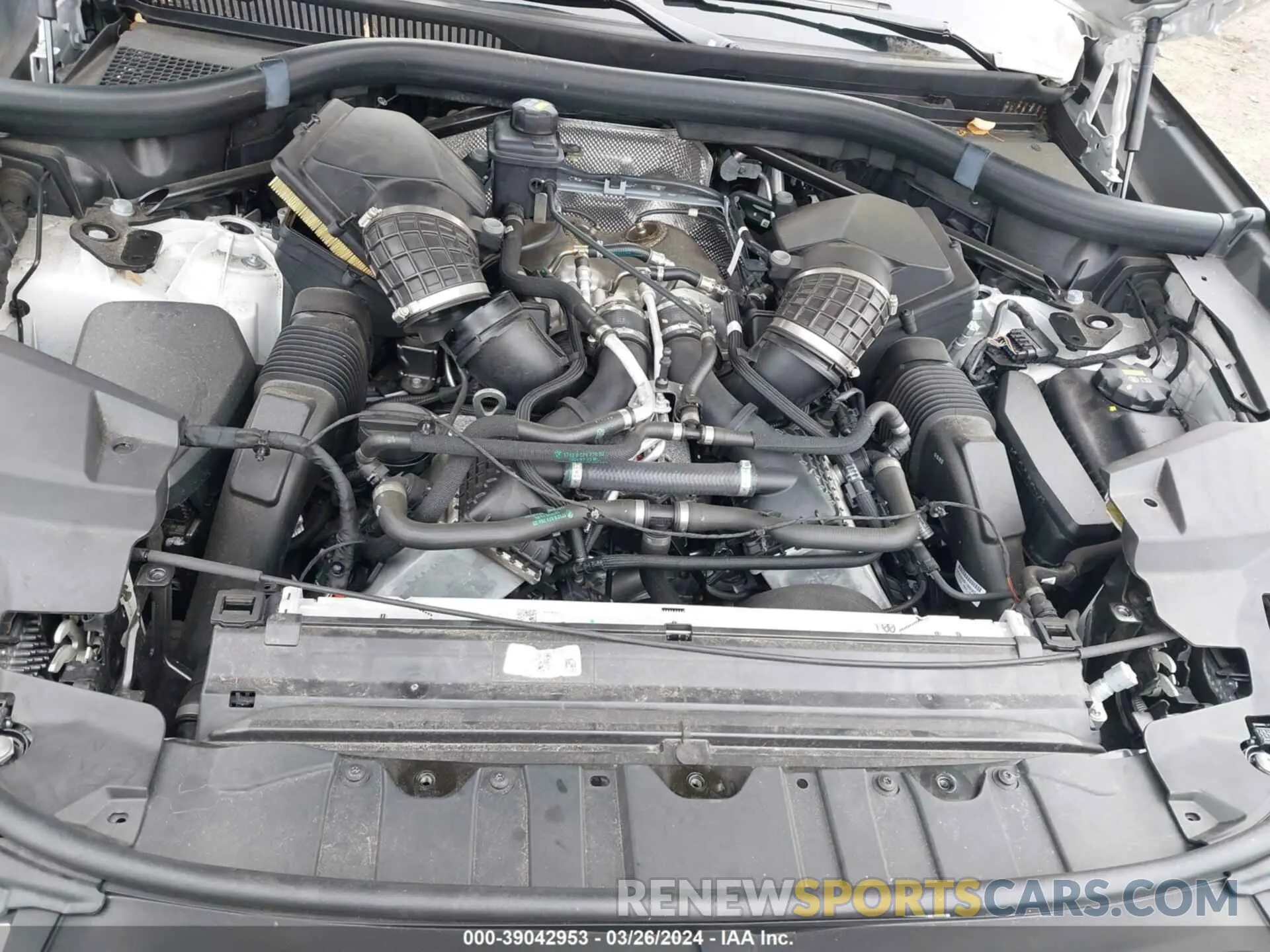 10 fotografías del automóvil dañado 5YMCY0C09N9N02940 BMW X6 M 2022
