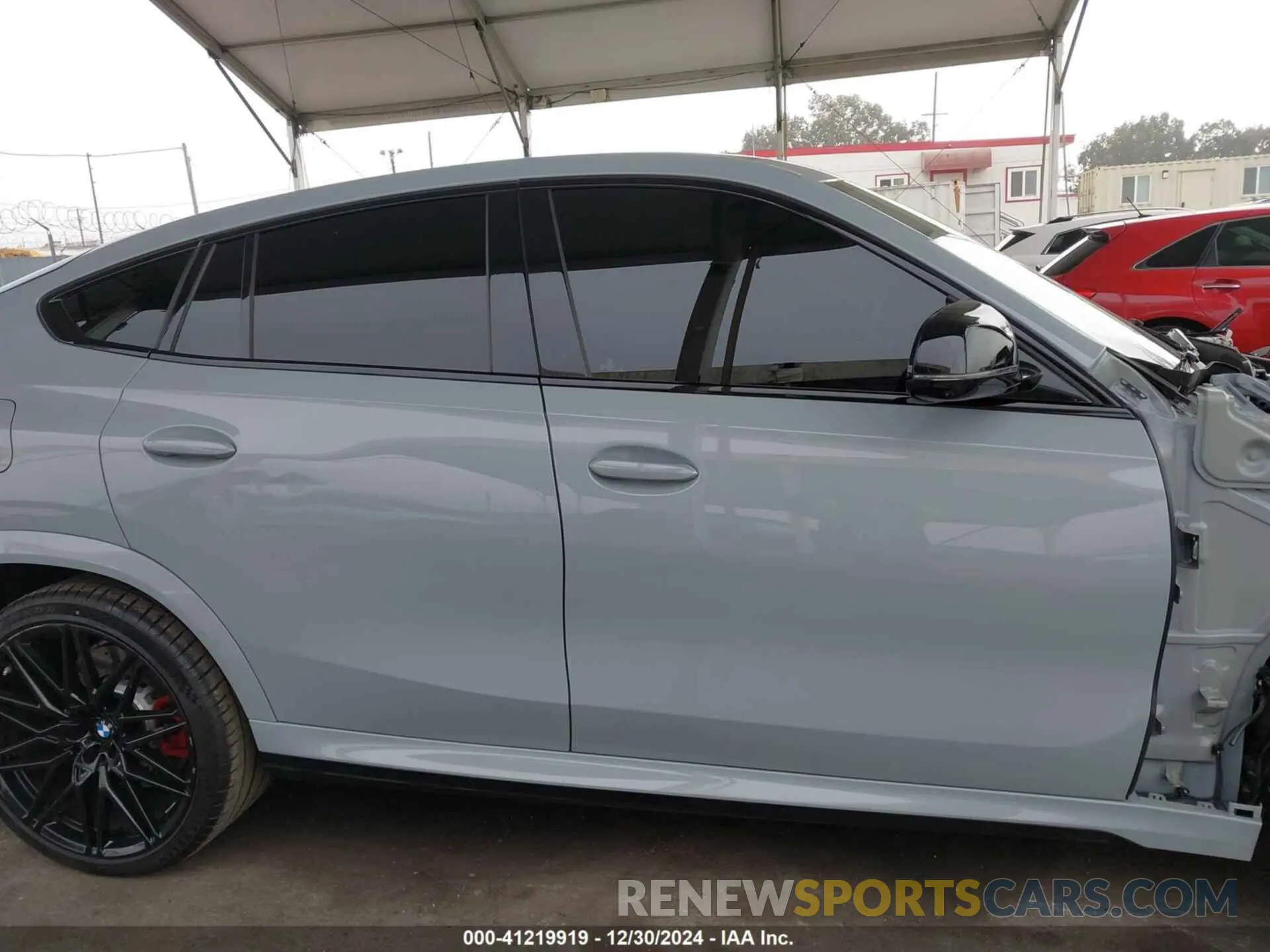 13 fotografías del automóvil dañado 5YM23ET0XR9U30840 BMW X6 M 2024