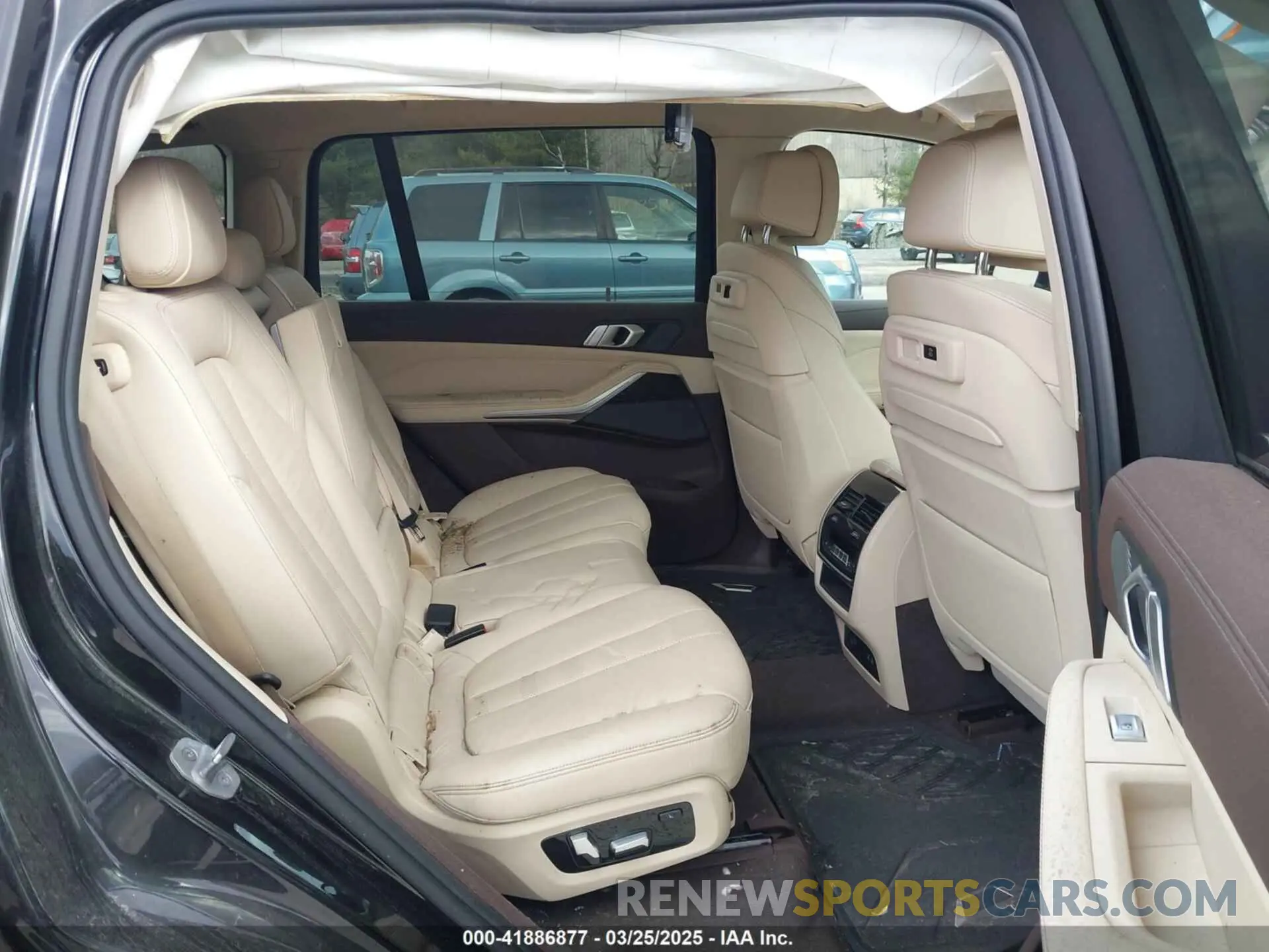 8 fotografías del automóvil dañado 5UXCW2C59KL082759 BMW X7 2019