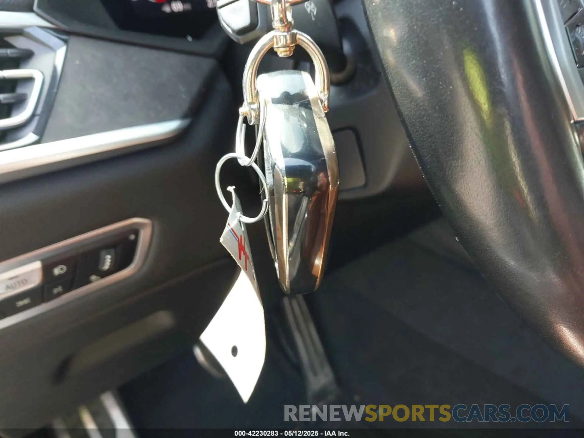 11 fotografías del automóvil dañado 5UXCW2C5XKL084486 BMW X7 2019