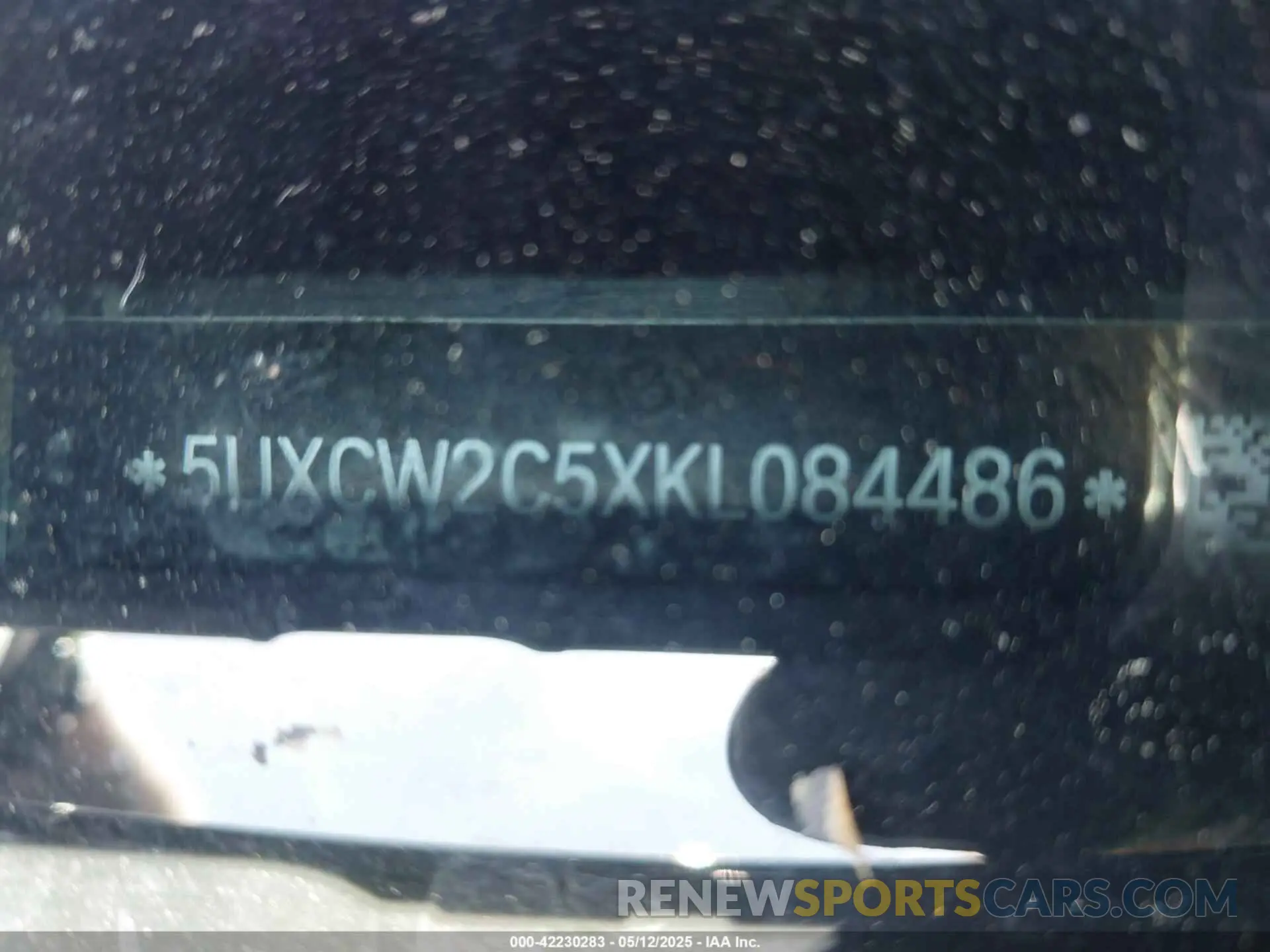 17 fotografías del automóvil dañado 5UXCW2C5XKL084486 BMW X7 2019