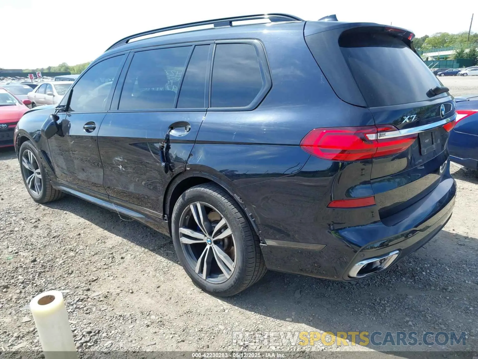 3 fotografías del automóvil dañado 5UXCW2C5XKL084486 BMW X7 2019