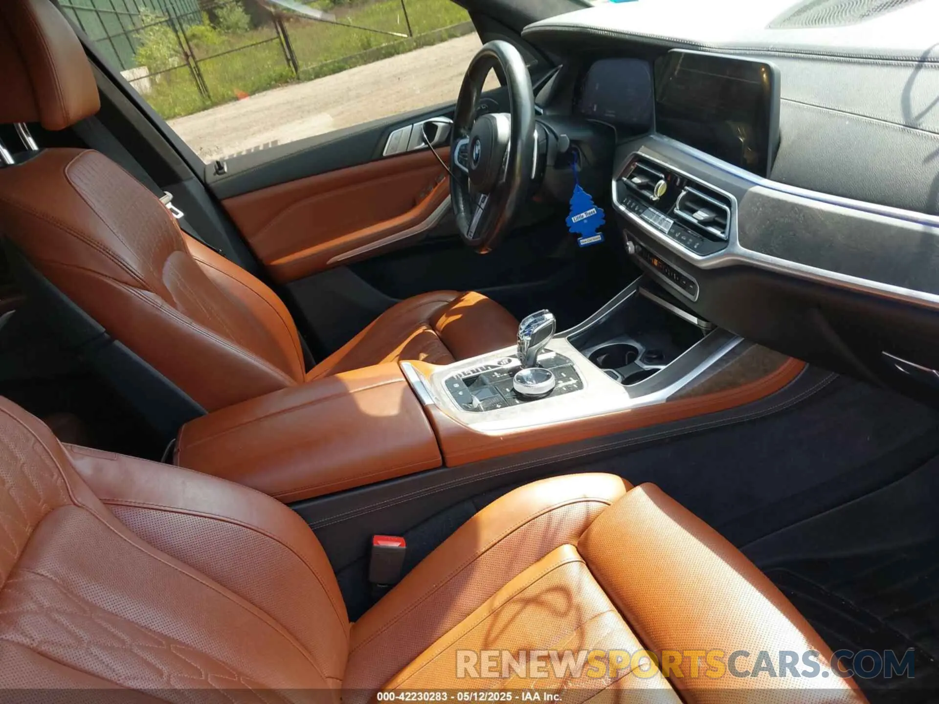 5 fotografías del automóvil dañado 5UXCW2C5XKL084486 BMW X7 2019