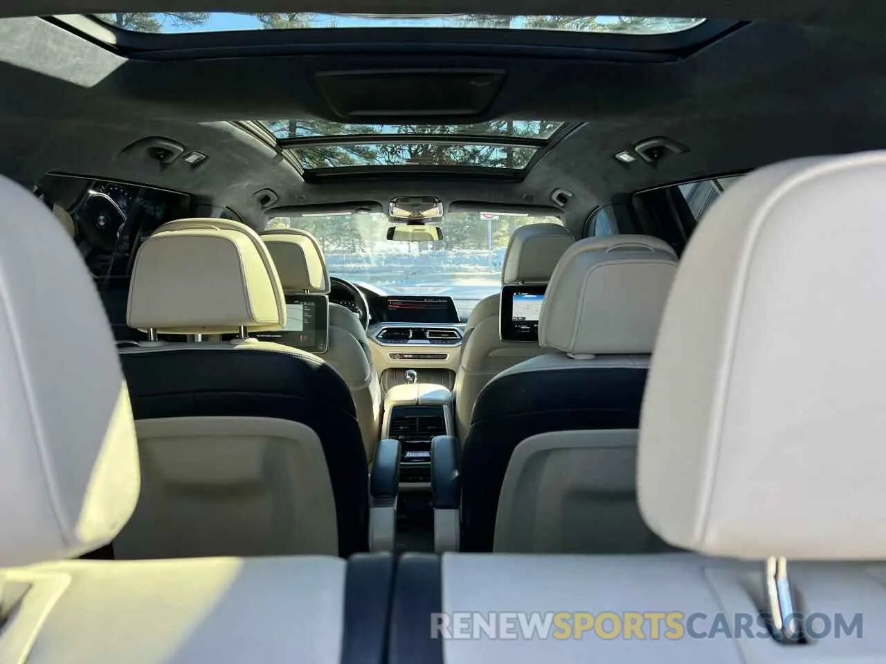 9 fotografías del automóvil dañado 5UXCX4C53KLB39548 BMW X7 2019