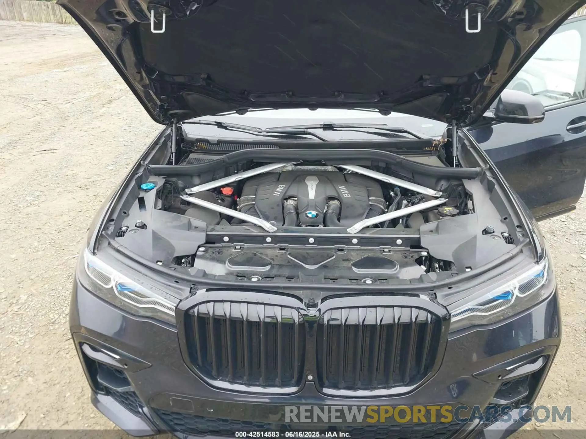 10 fotografías del automóvil dañado 5UXCX4C53KLB39677 BMW X7 2019