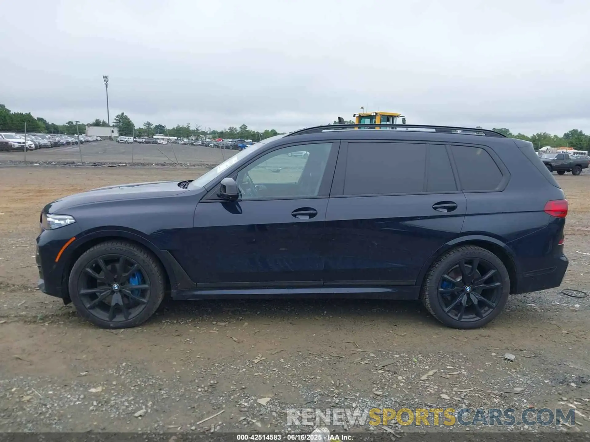 14 fotografías del automóvil dañado 5UXCX4C53KLB39677 BMW X7 2019