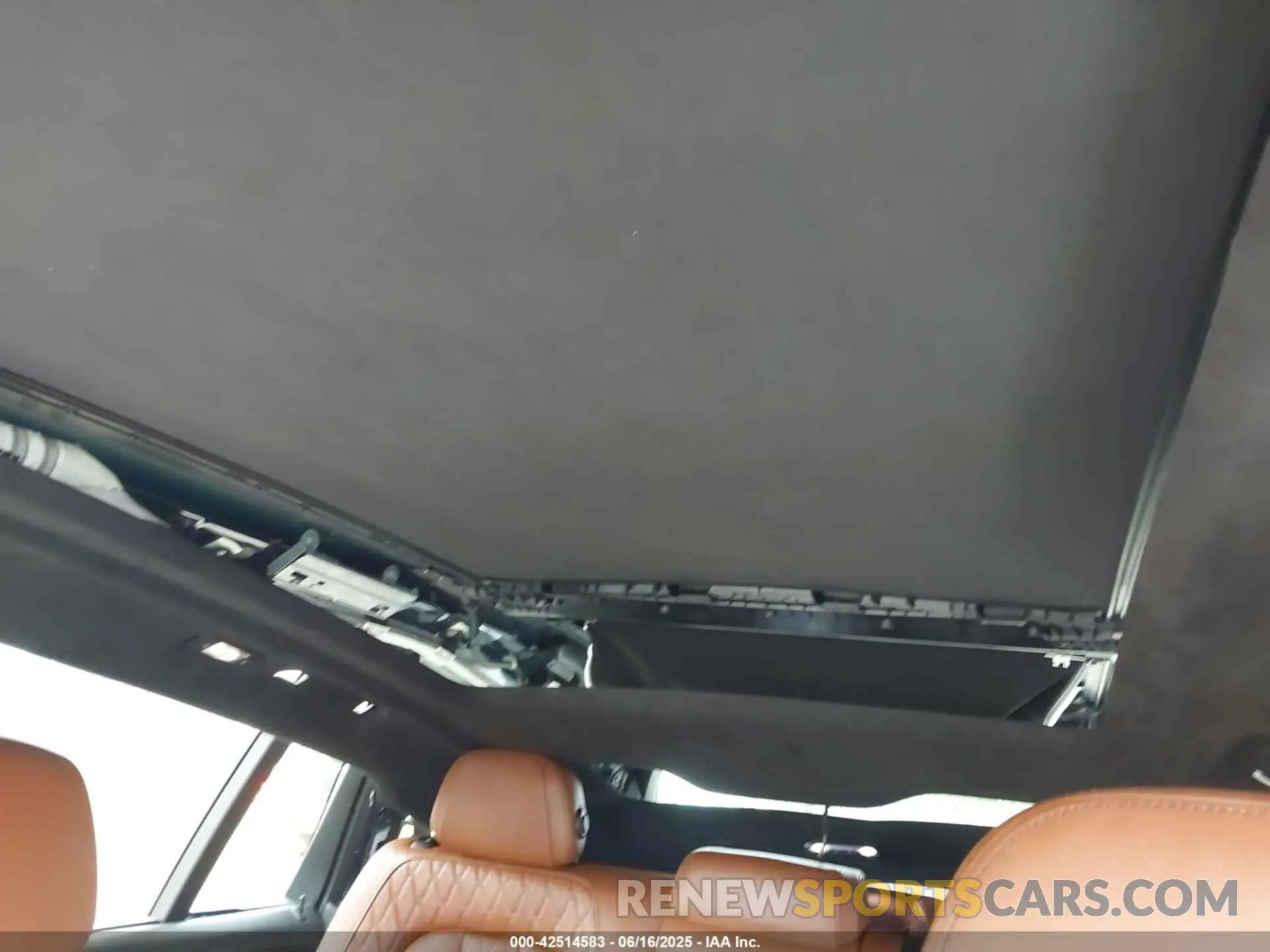 6 fotografías del automóvil dañado 5UXCX4C53KLB39677 BMW X7 2019