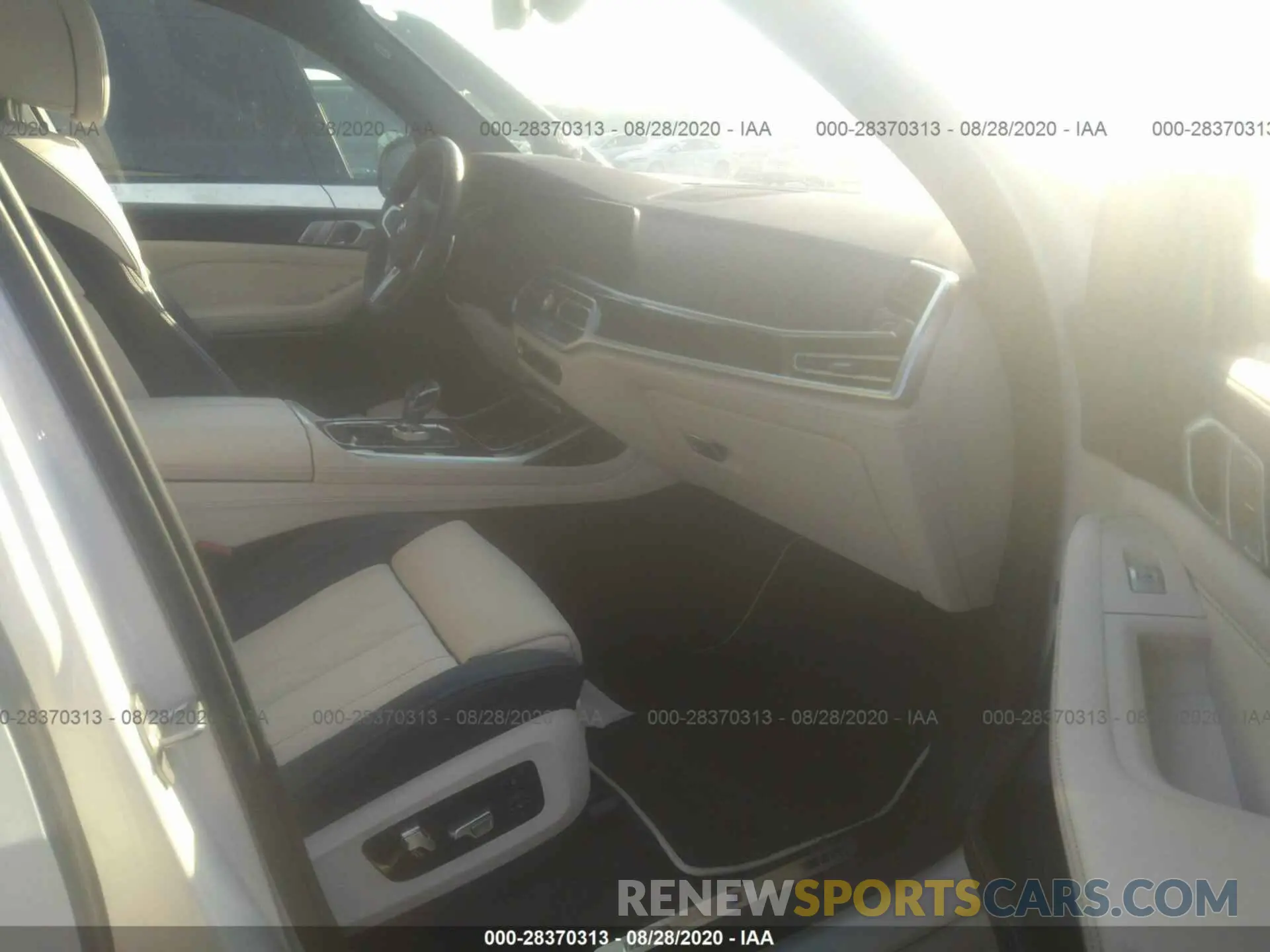 5 fotografías del automóvil dañado 5UXCX4C54KLS38263 BMW X7 2019